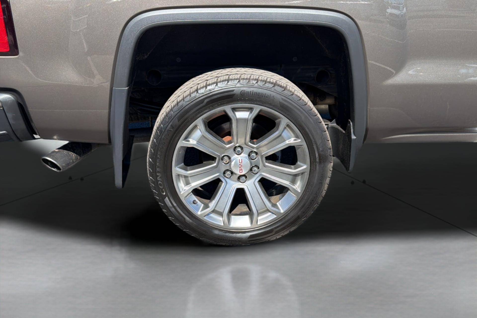 GMC Sierra photo 37