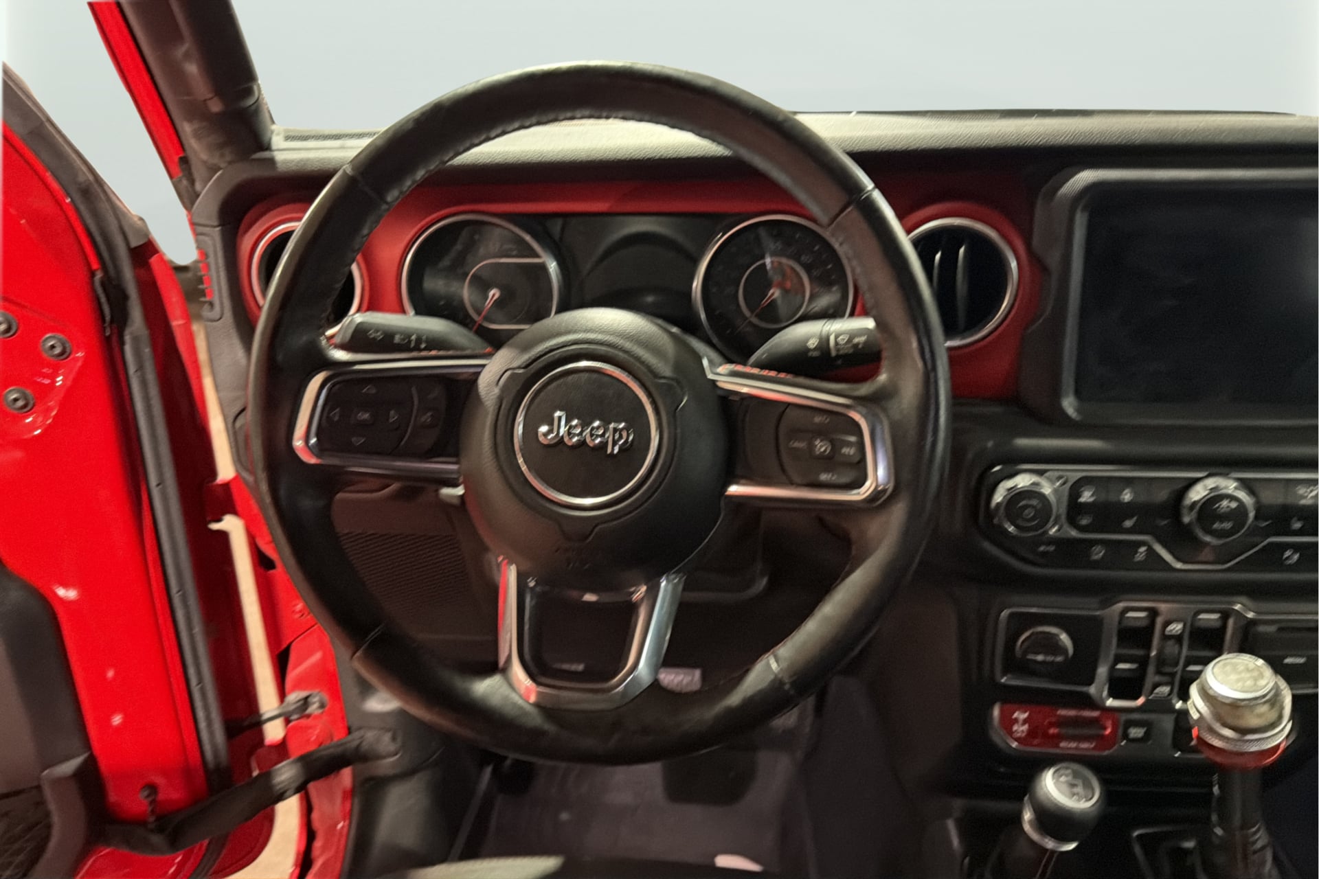 Jeep Wrangler photo 16