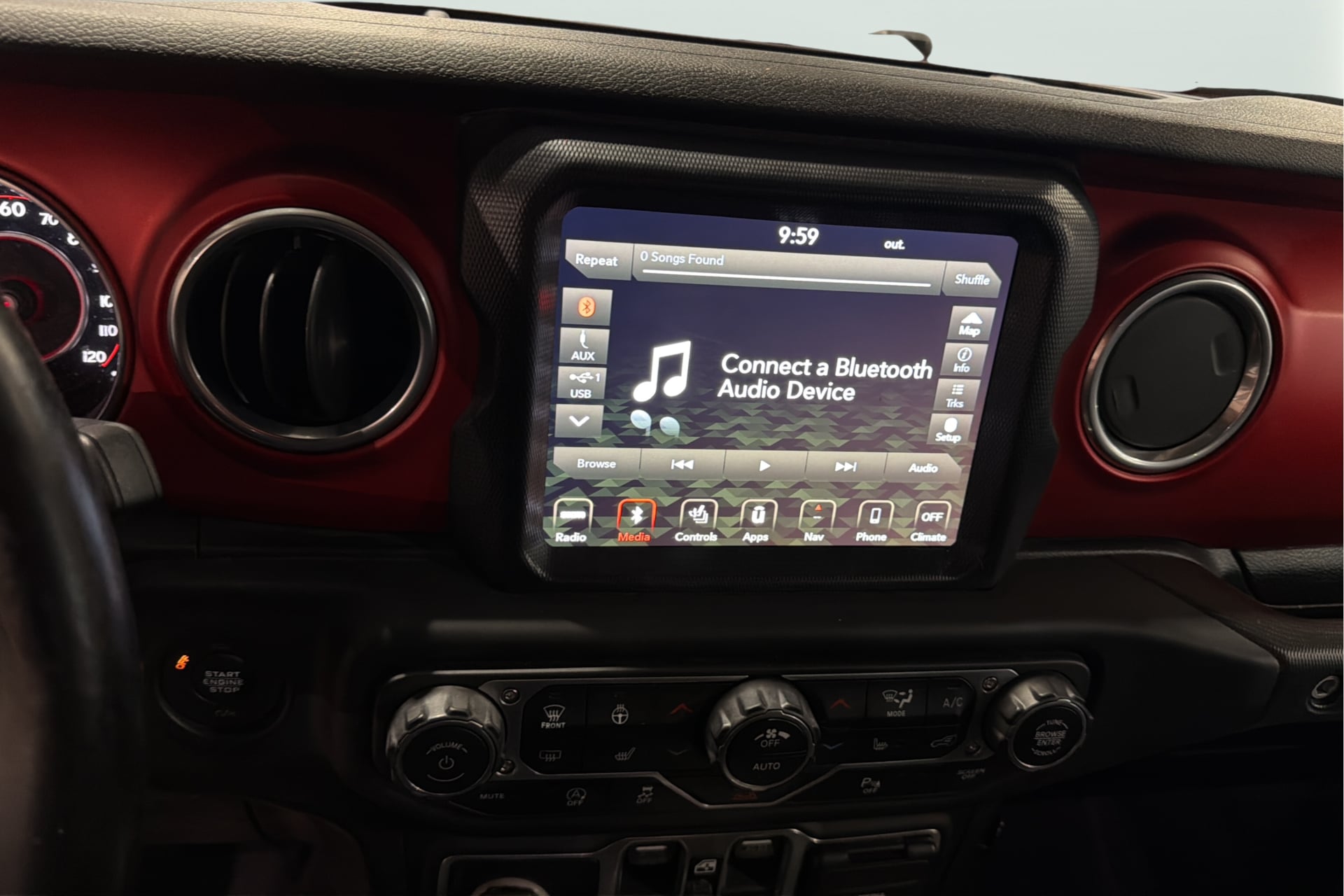 Jeep Wrangler photo 25