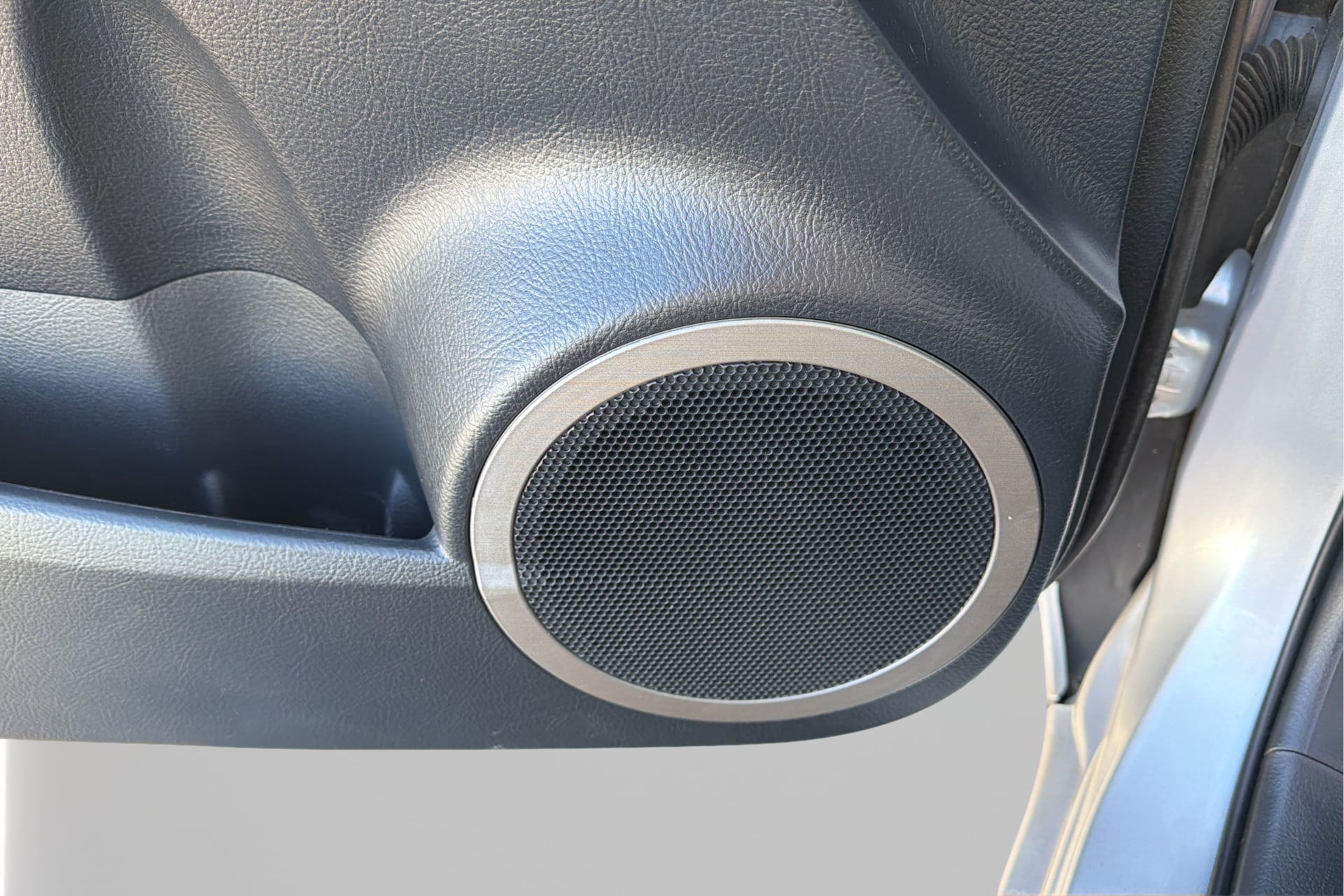 Photo 21 of this Toyota RAV4