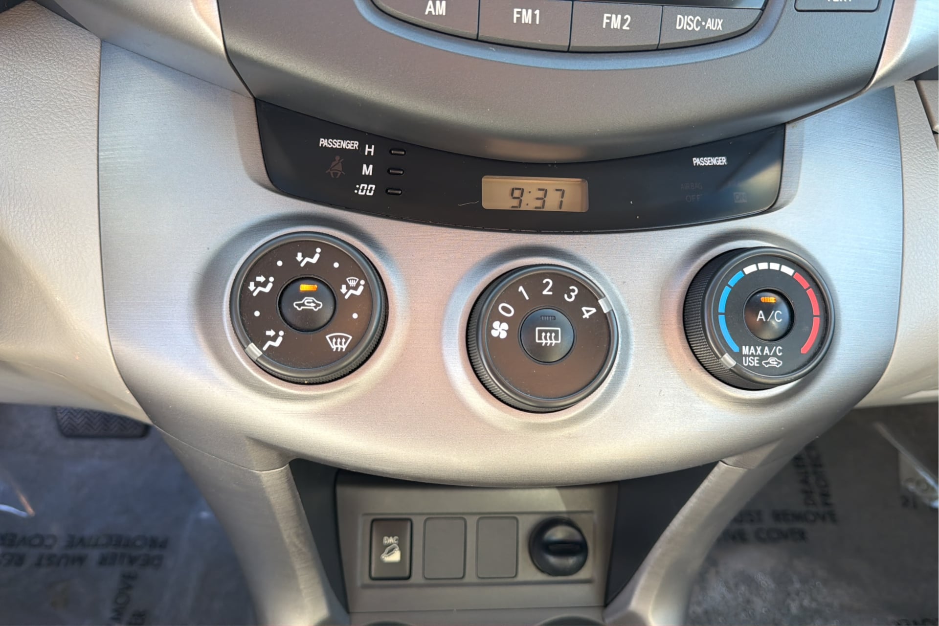 Photo 28 of this Toyota RAV4