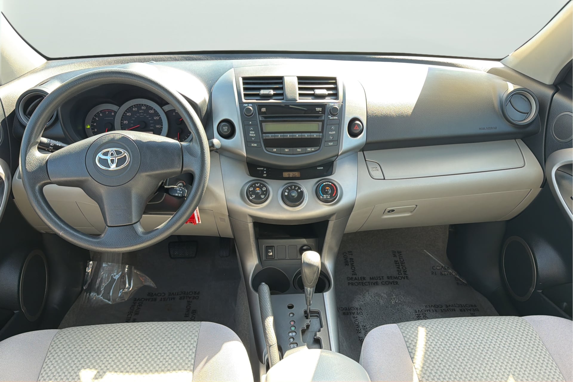 Photo 31 of this Toyota RAV4