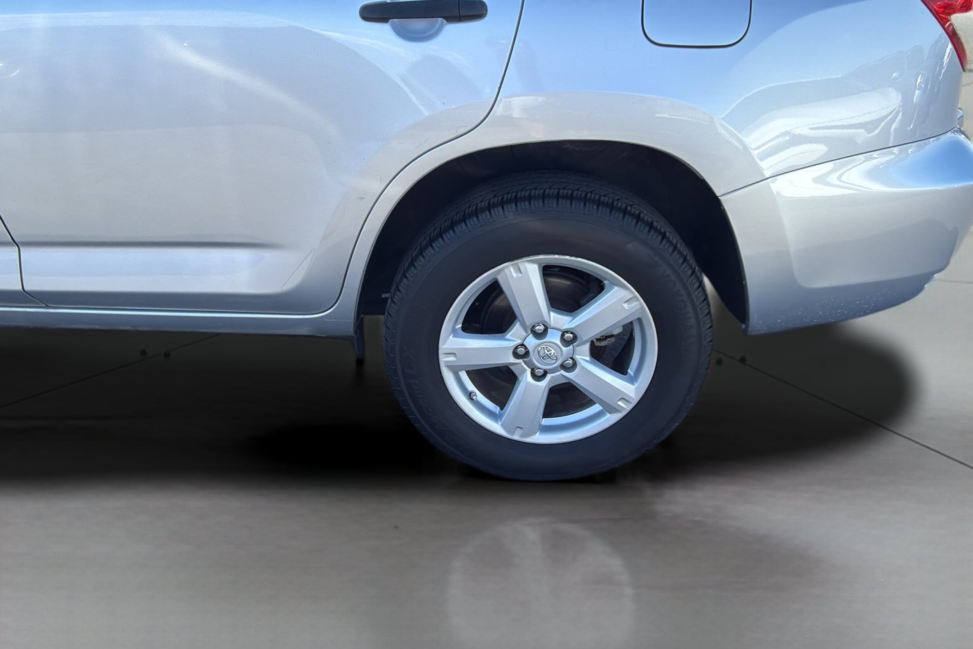 Photo 39 of this Toyota RAV4