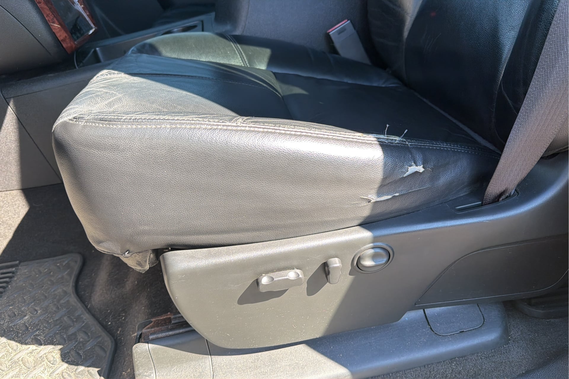 Chevrolet Silverado photo 20