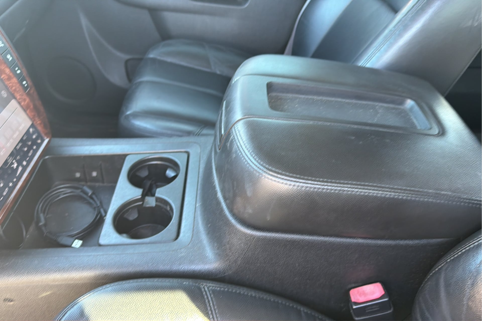 Chevrolet Silverado photo 26