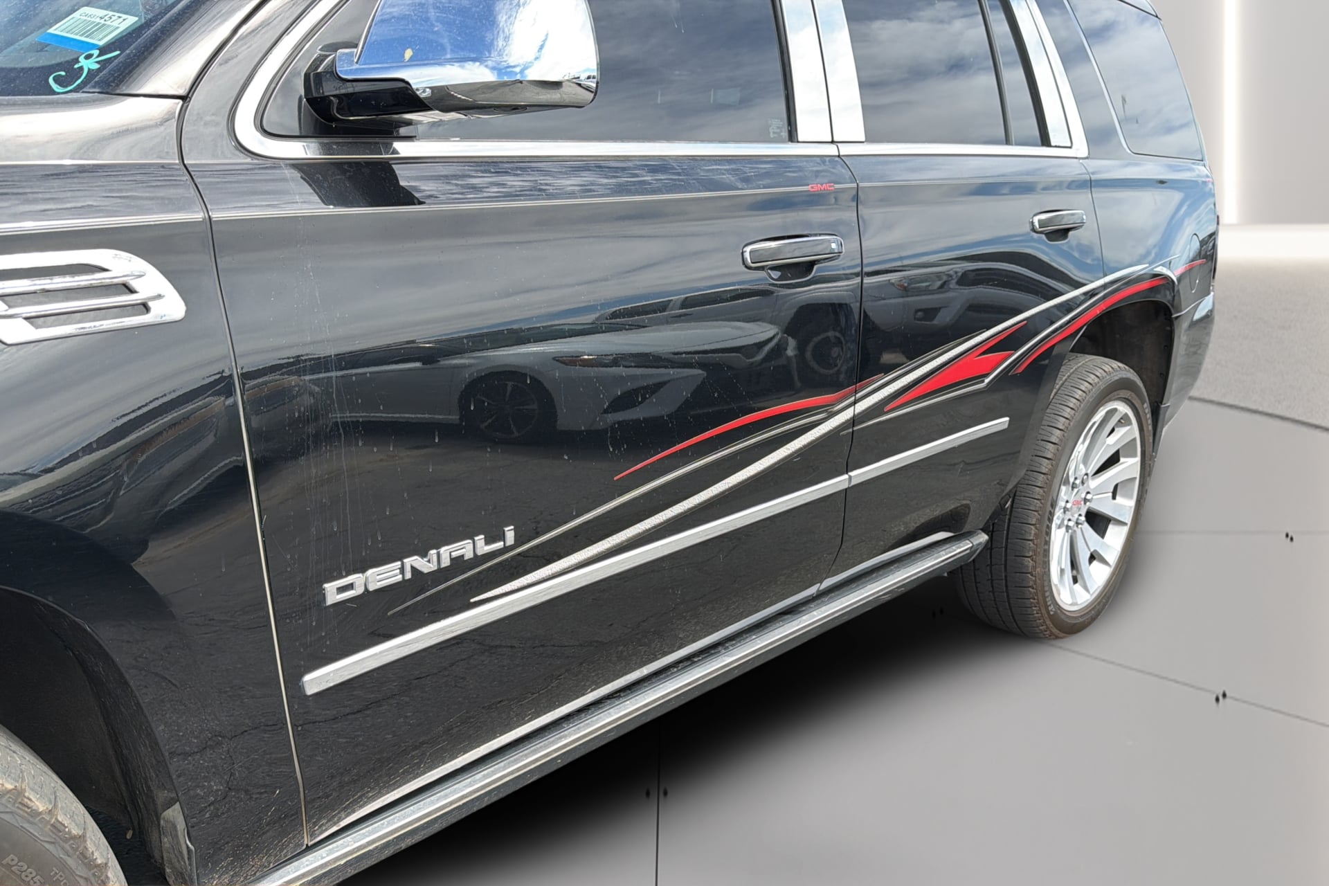 GMC Yukon photo 13