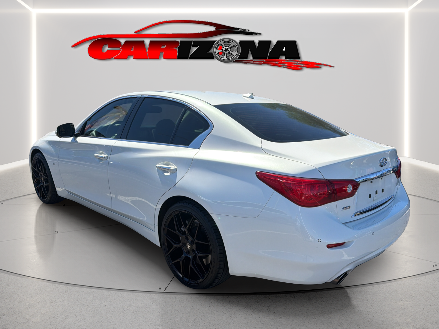 Infiniti Q50 photo 9