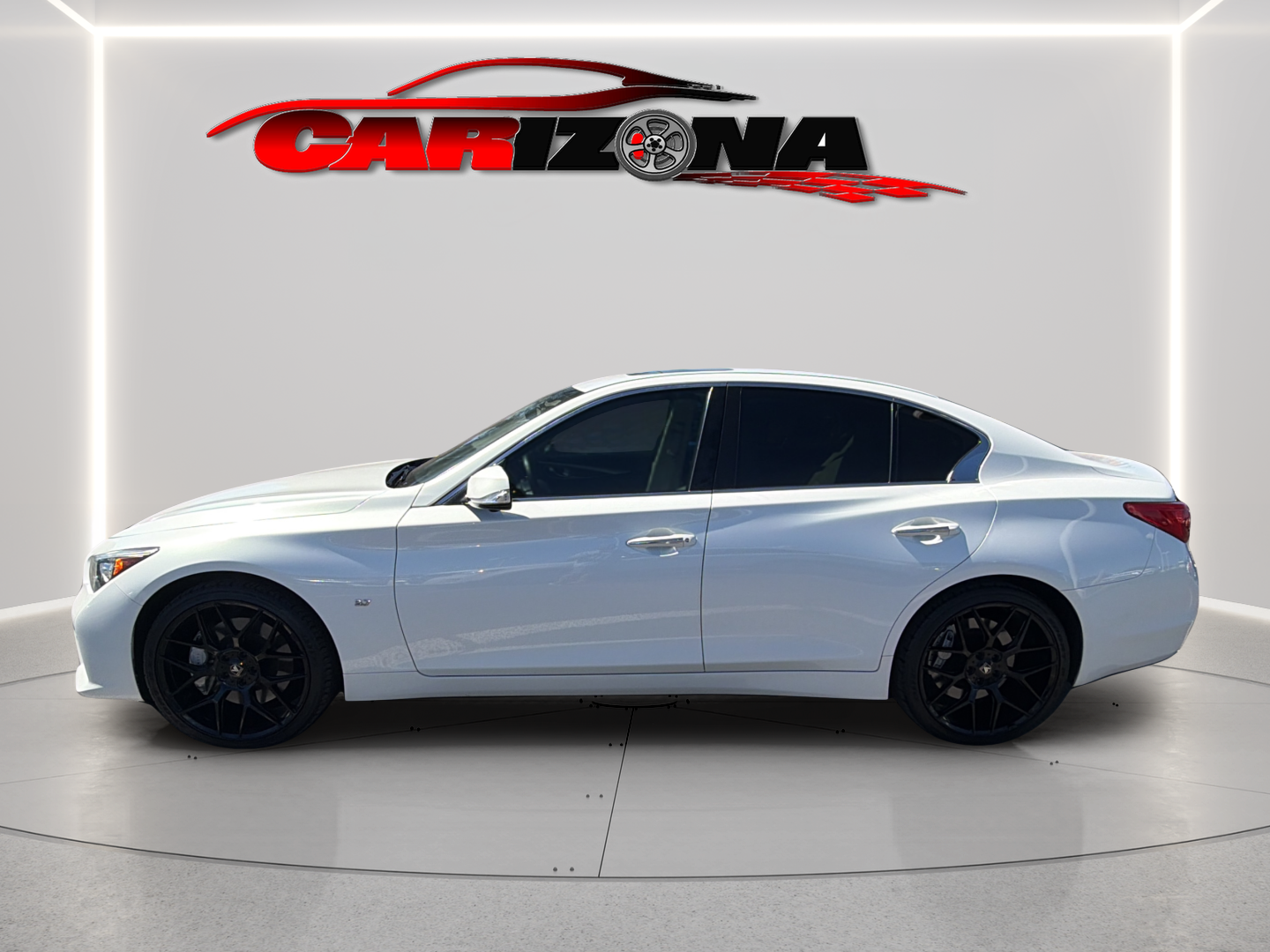 Infiniti Q50 photo 10