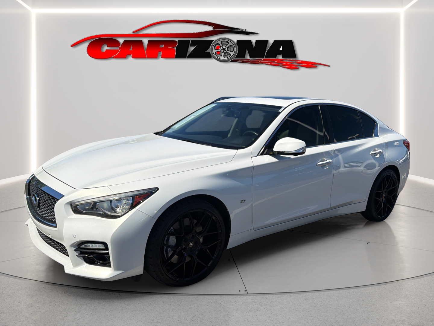 Infiniti Q50 photo 11