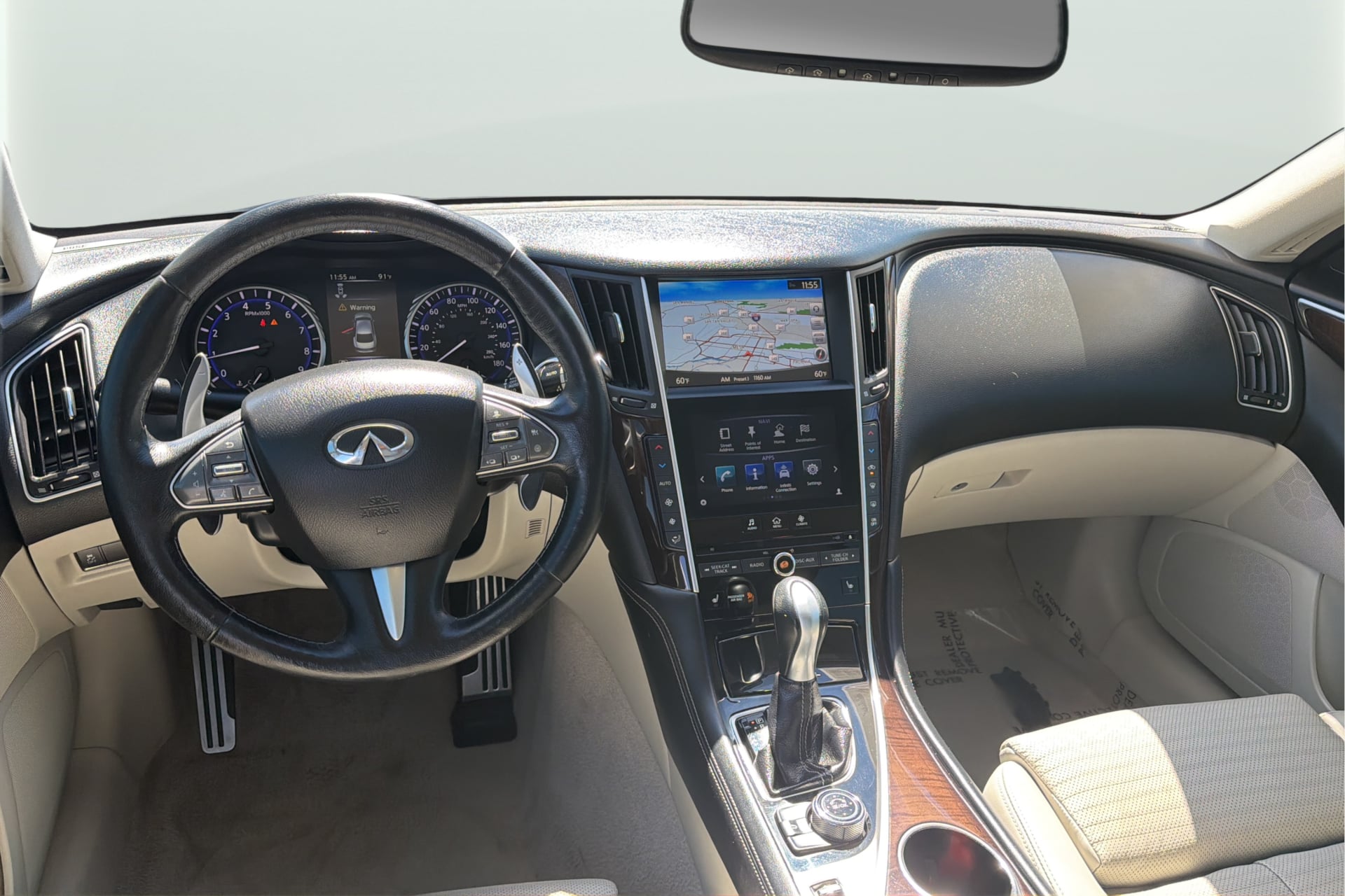 Infiniti Q50 photo 14
