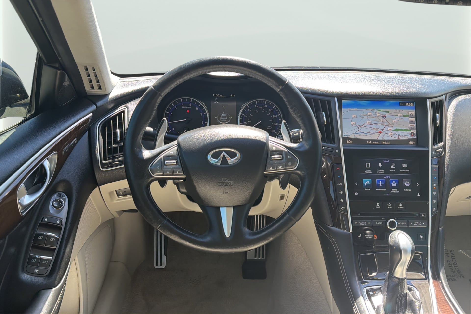 Infiniti Q50 photo 16