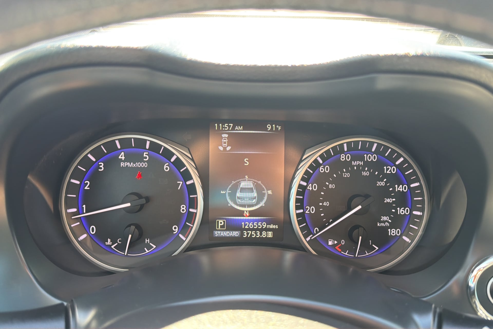 Infiniti Q50 photo 29