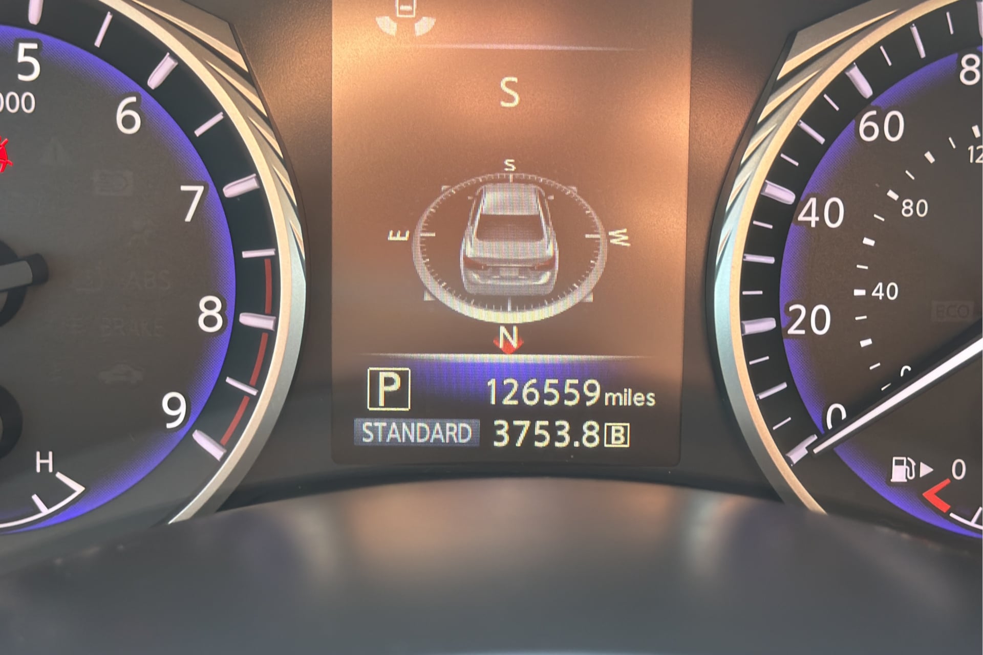 Infiniti Q50 photo 30