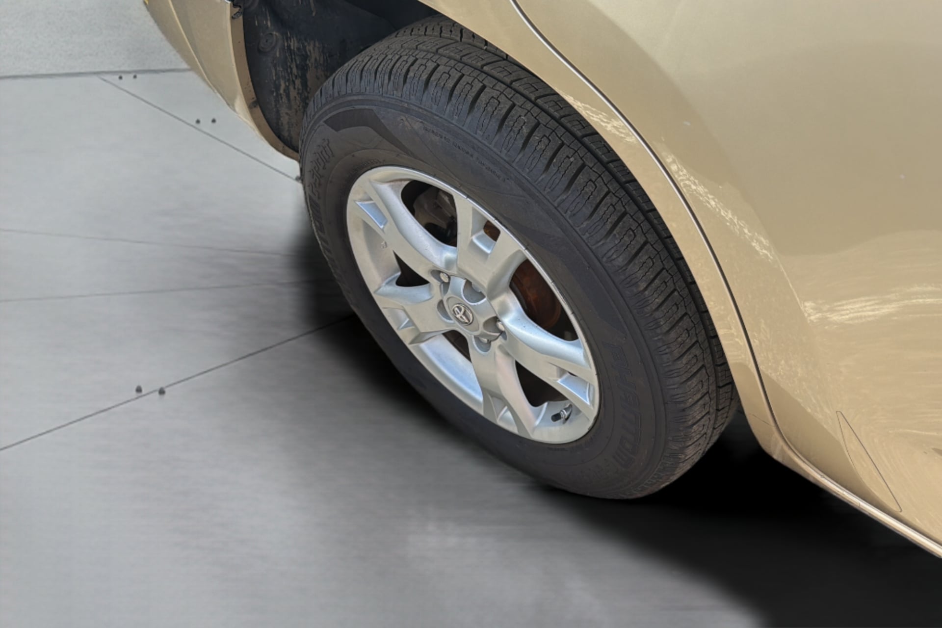 Photo 12 of this Toyota RAV4