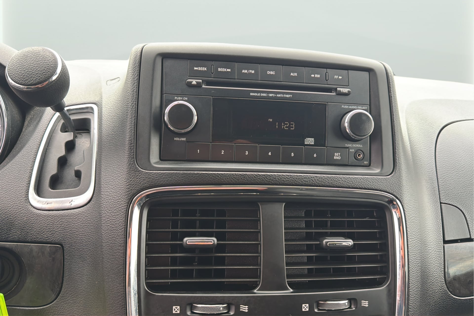 Dodge Grand Caravan photo 24