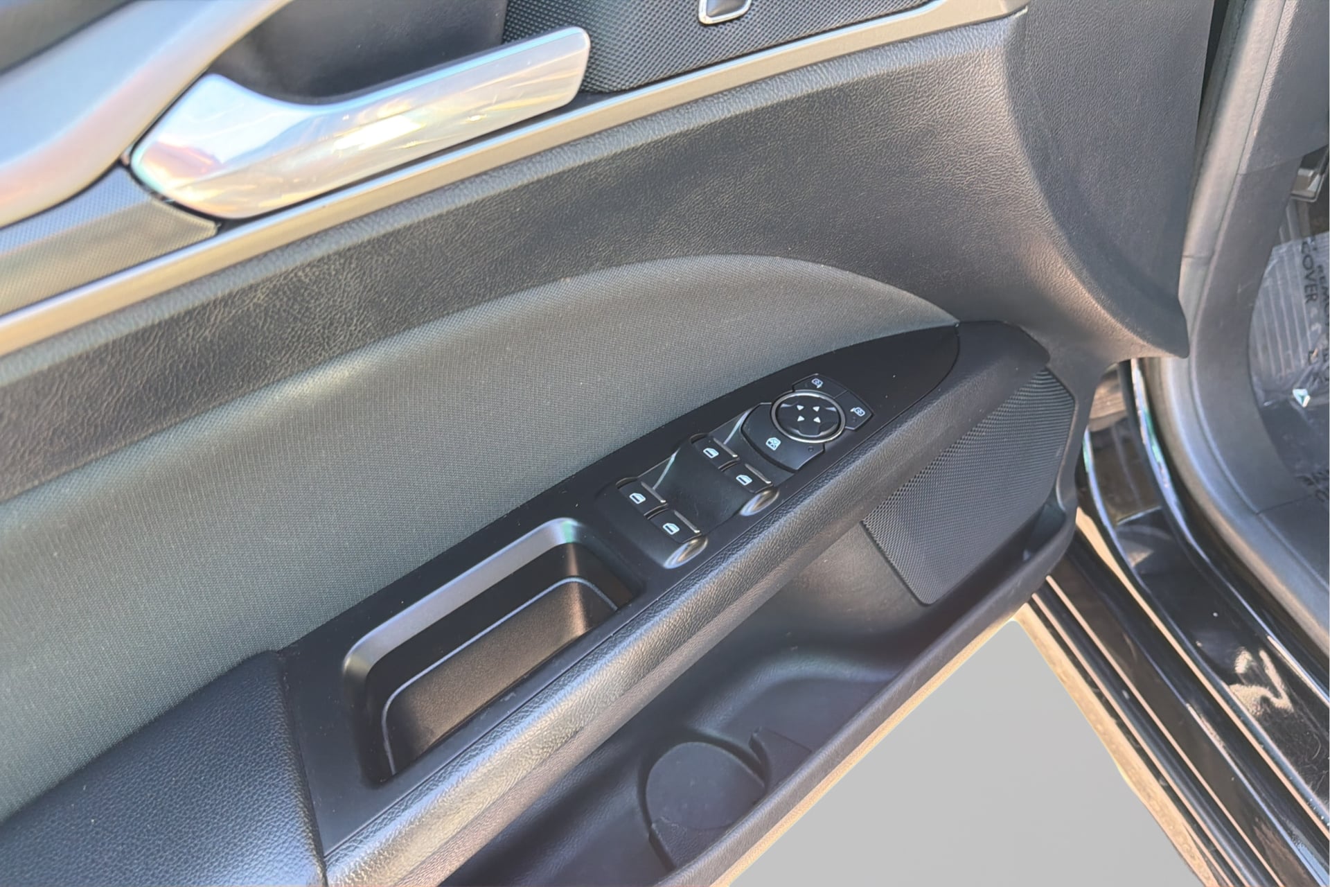Ford Fusion photo 19