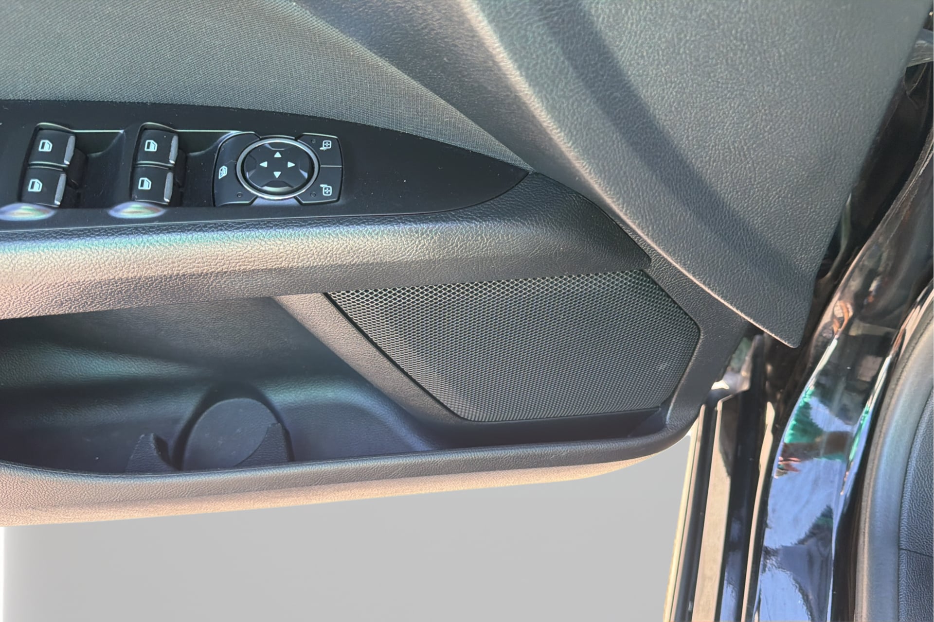 Ford Fusion photo 21