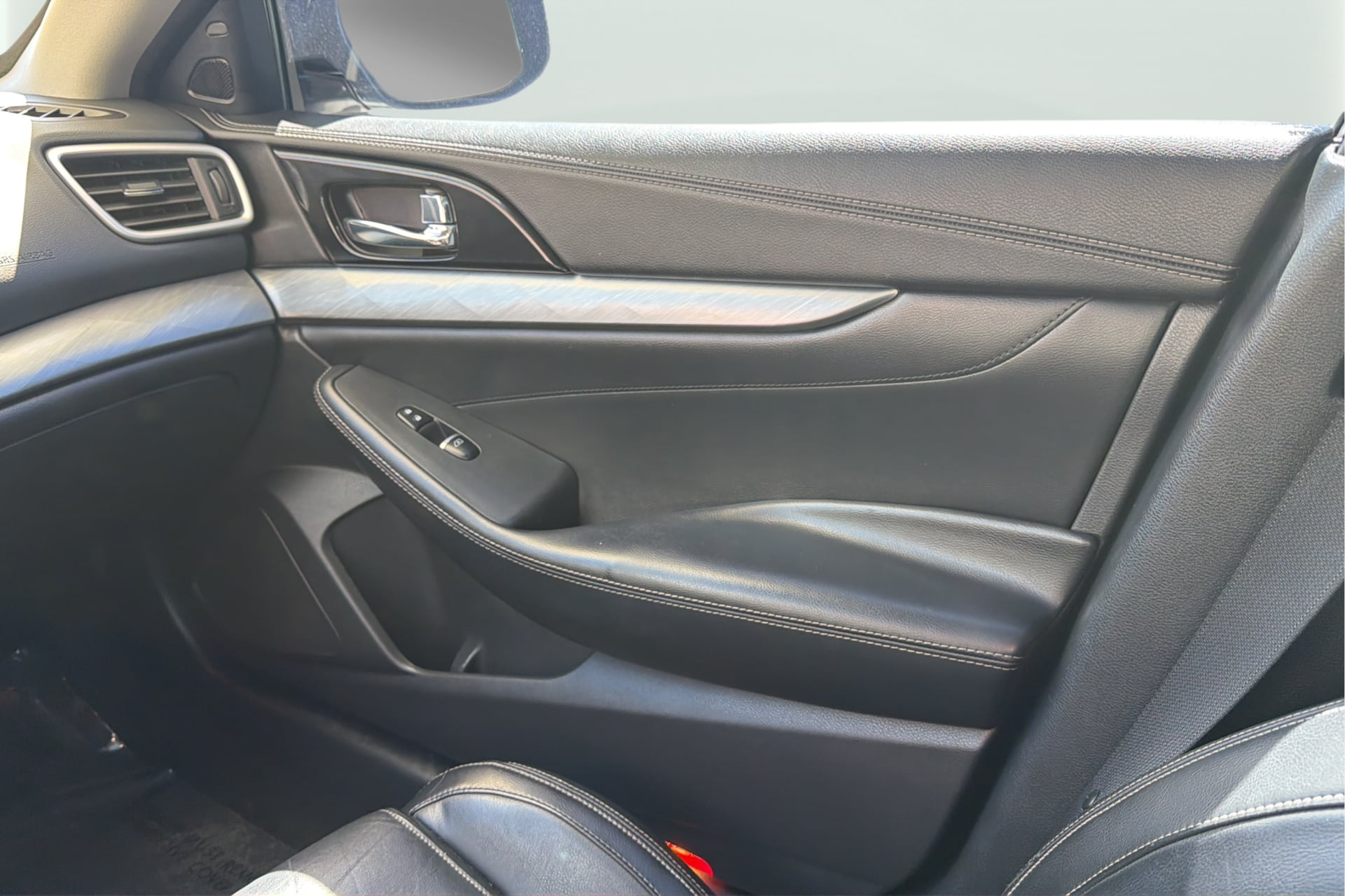 Nissan Maxima photo 17