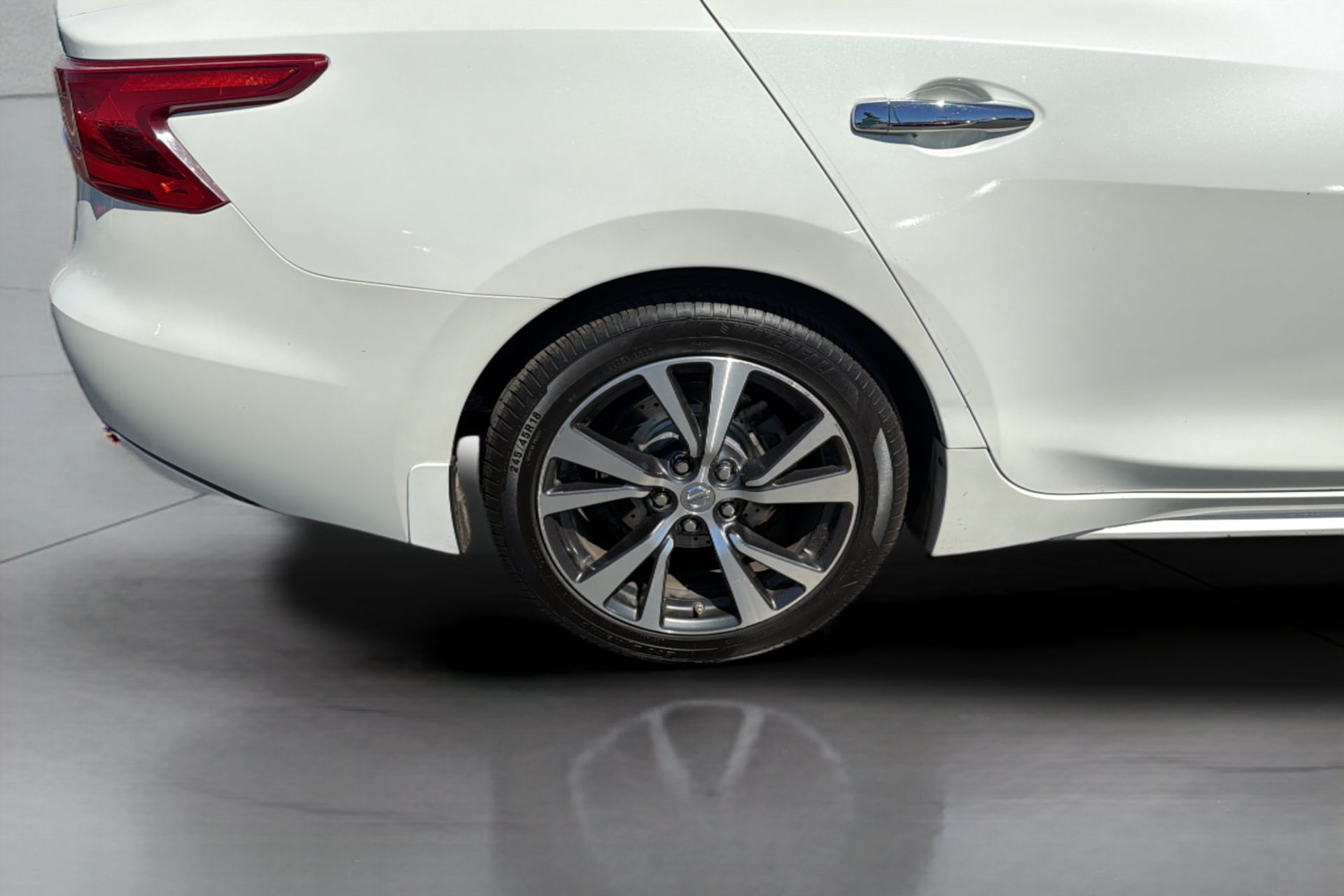 Nissan Maxima photo 36