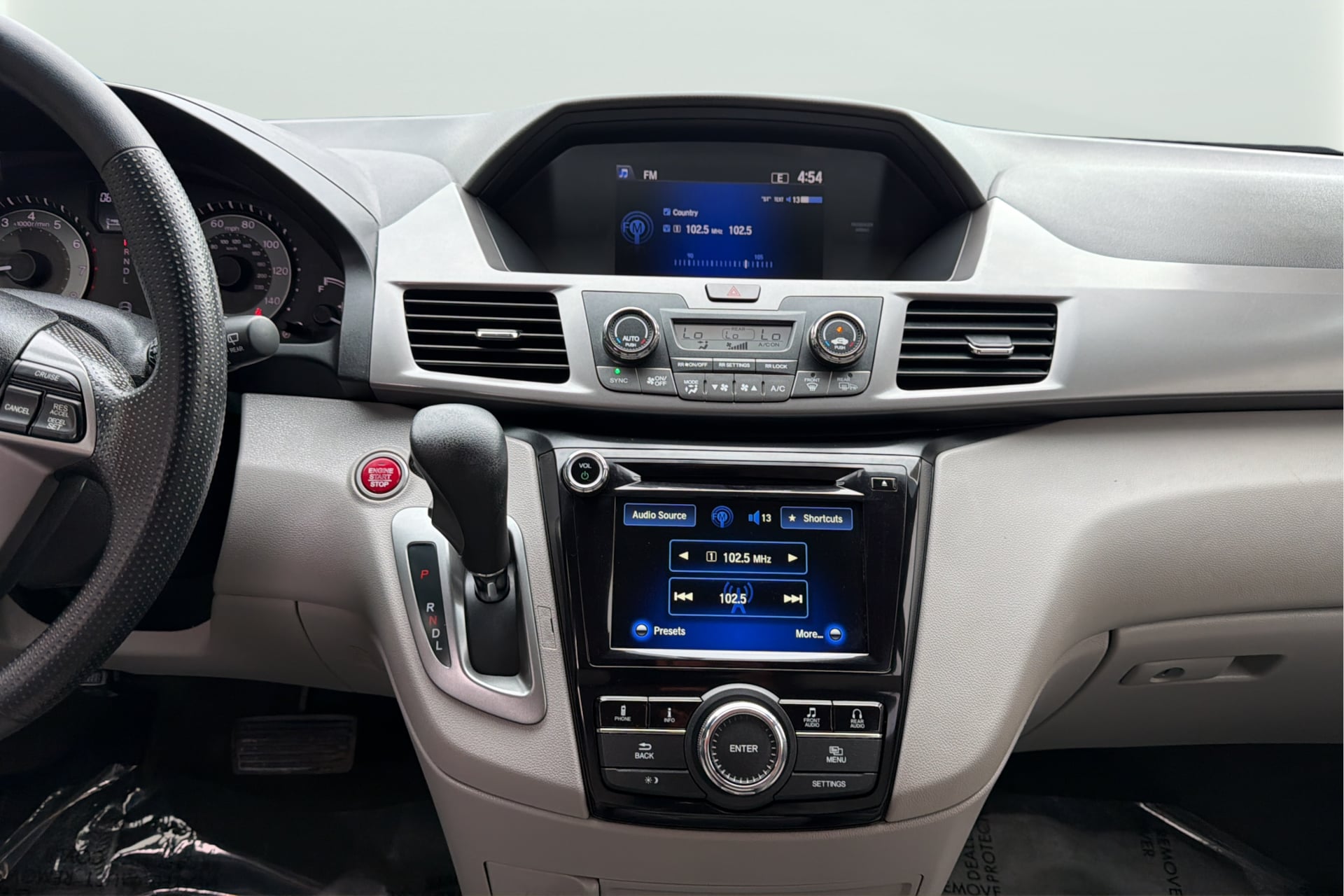 Honda Odyssey photo 15
