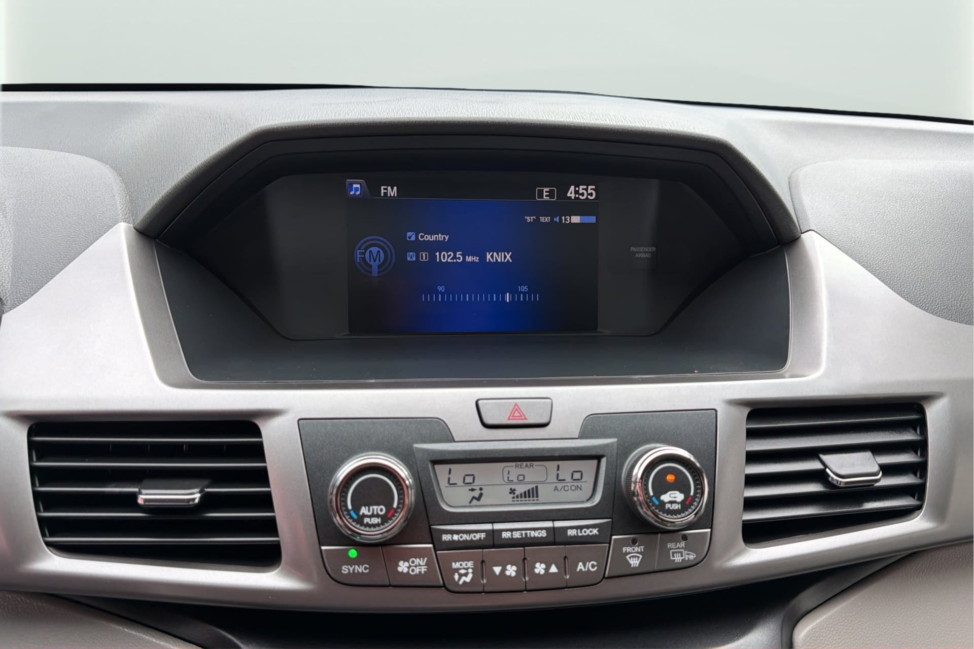 Honda Odyssey photo 25