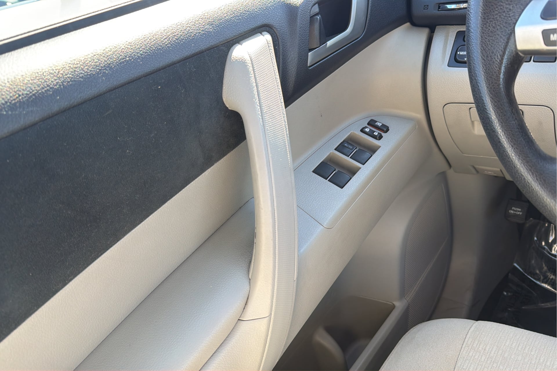 Photo 19 of this Toyota Highlander