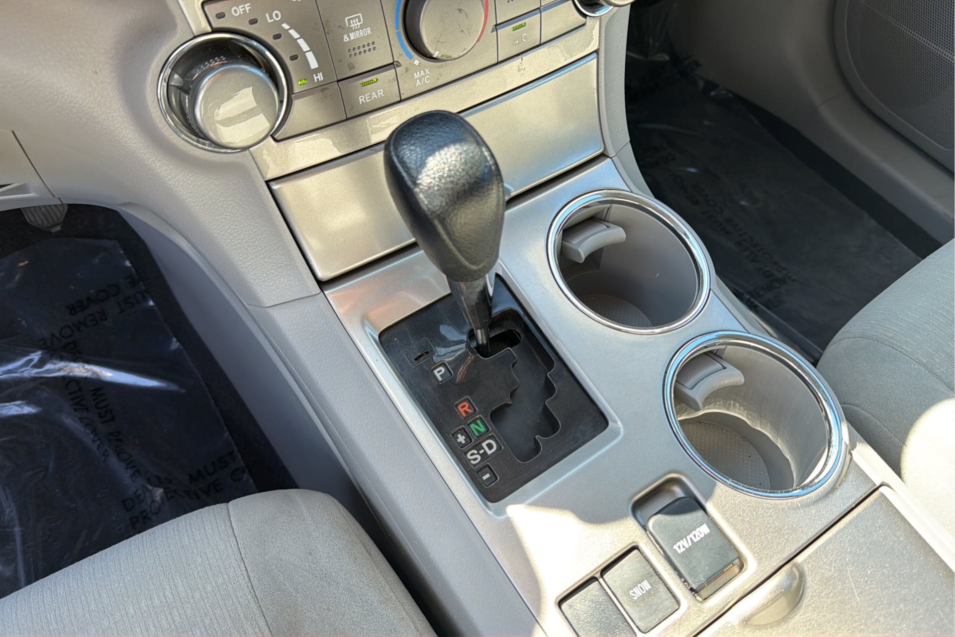 Photo 23 of this Toyota Highlander