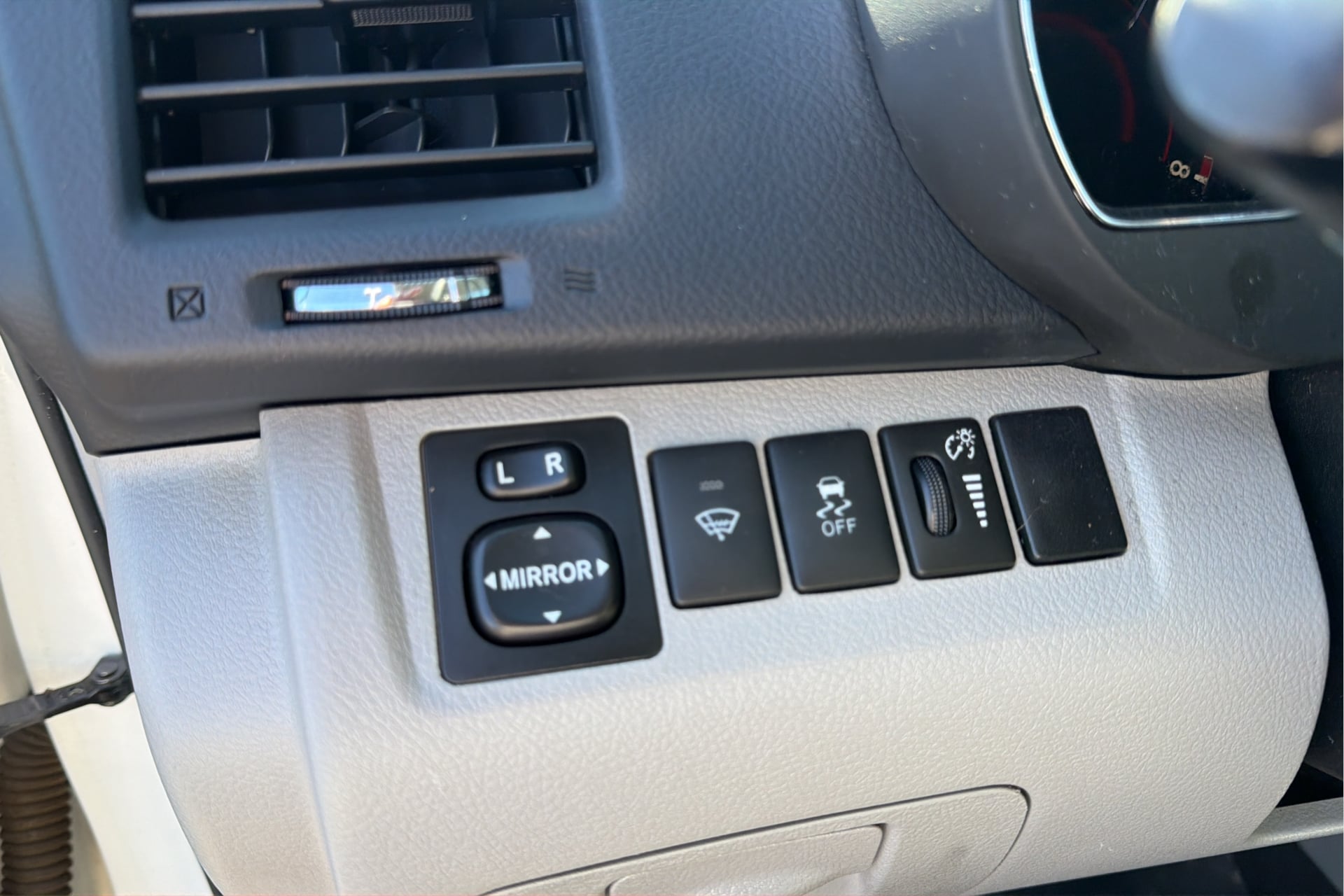 Photo 30 of this Toyota Highlander