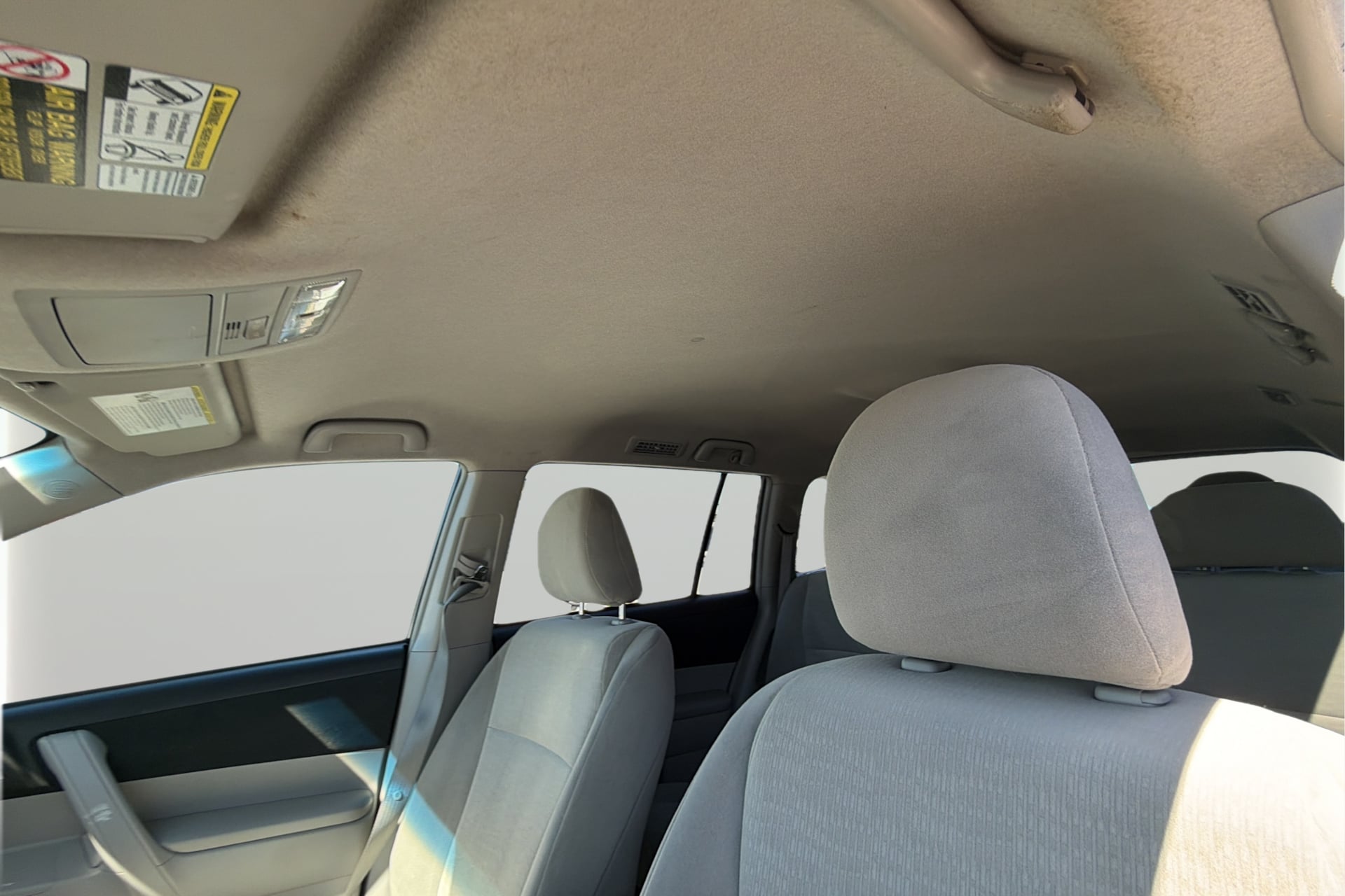 Photo 32 of this Toyota Highlander