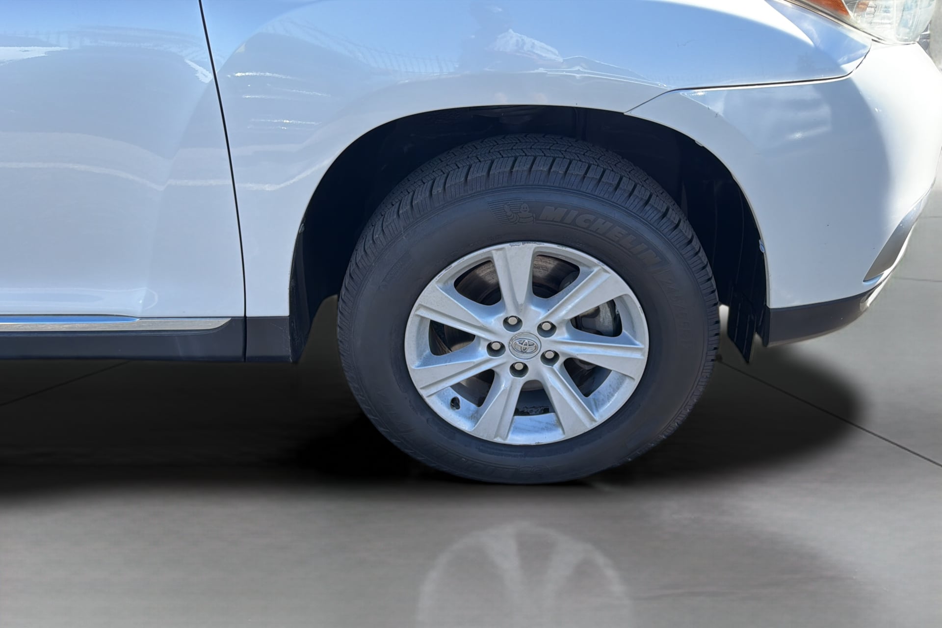 Photo 34 of this Toyota Highlander