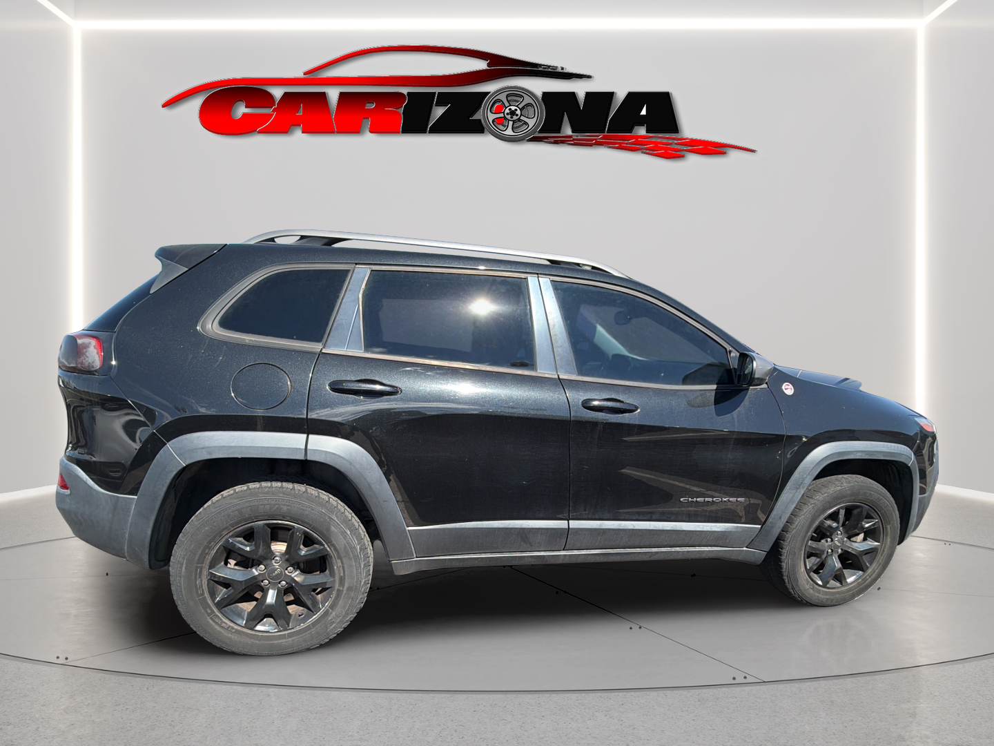 Jeep Cherokee photo 4