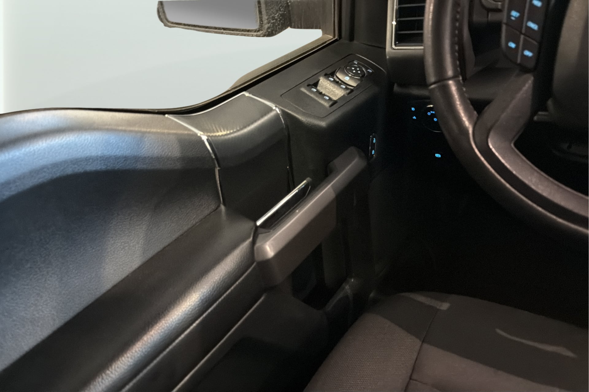Ford F-150 photo 20