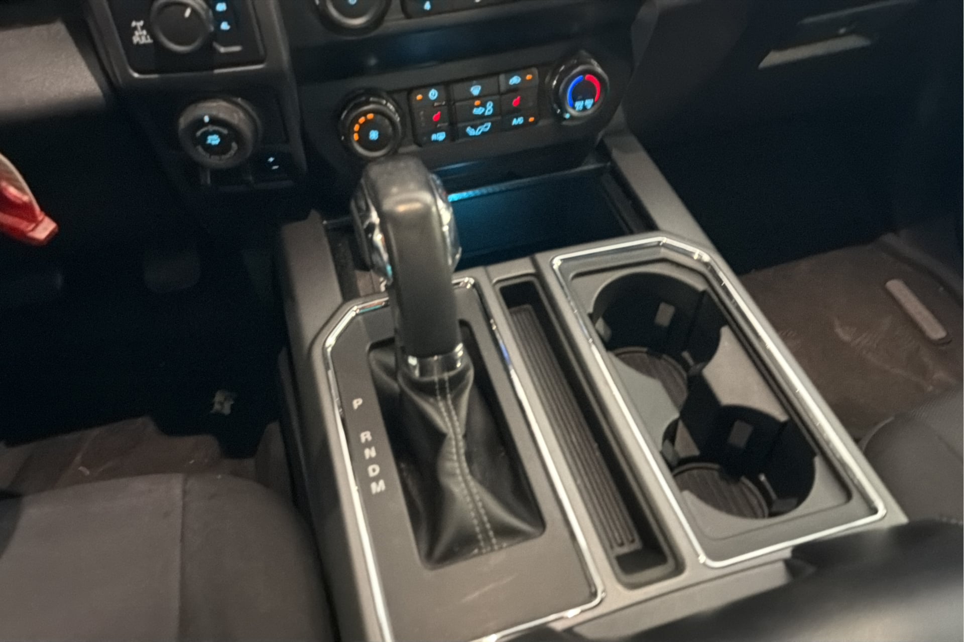 Ford F-150 photo 22