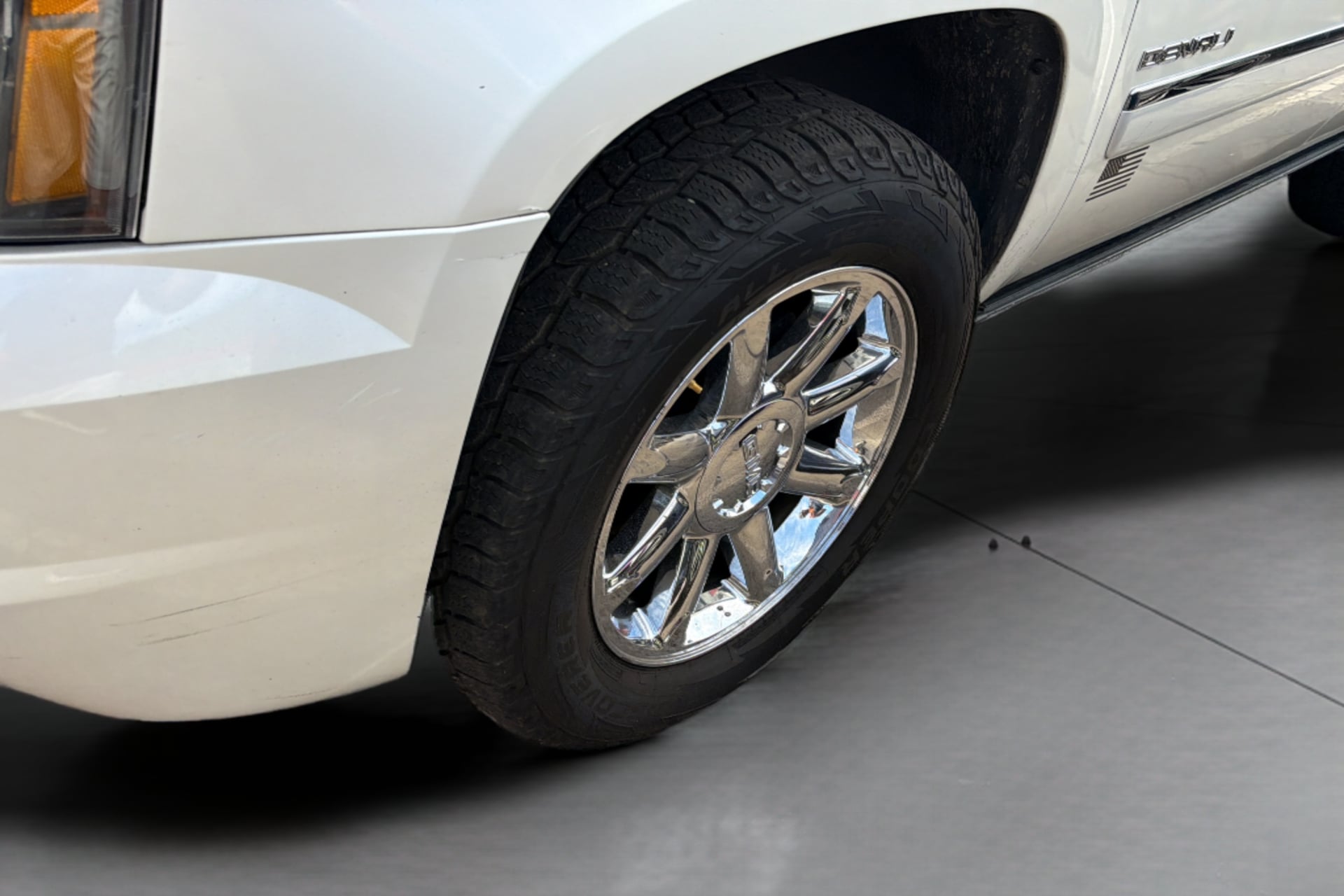 GMC Yukon photo 16