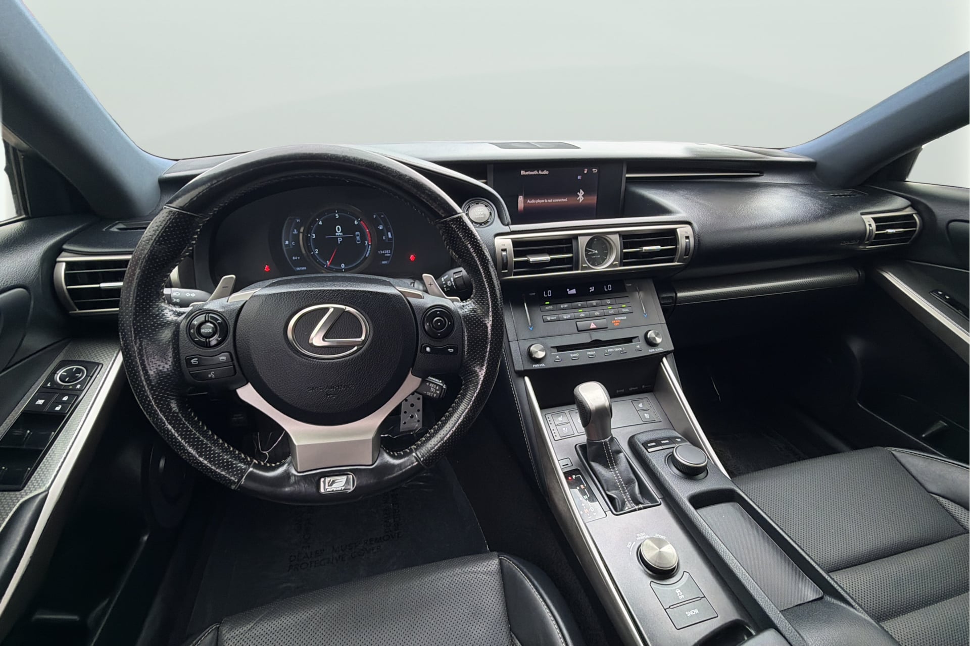 Lexus IS photo 14
