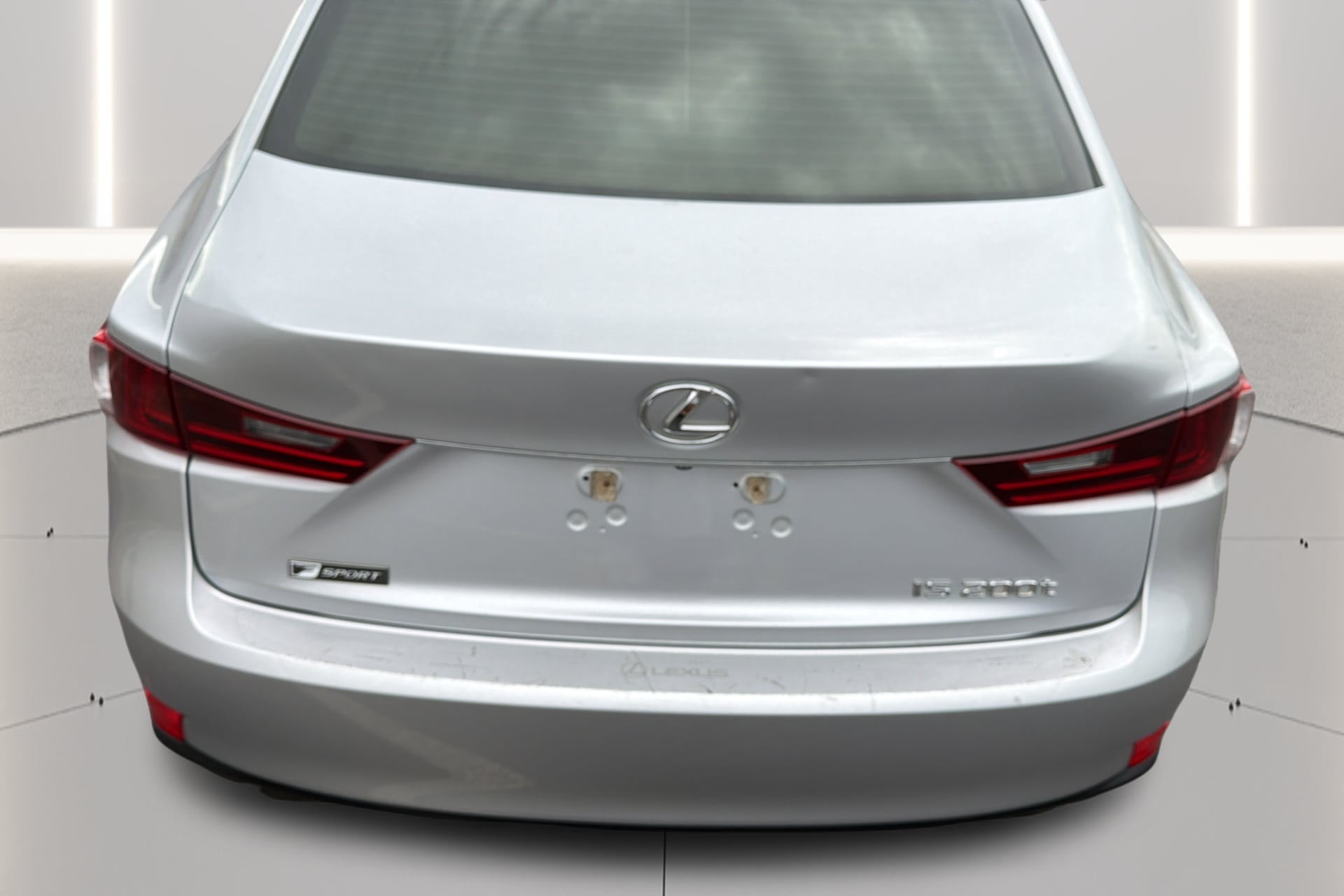 Lexus IS photo 33