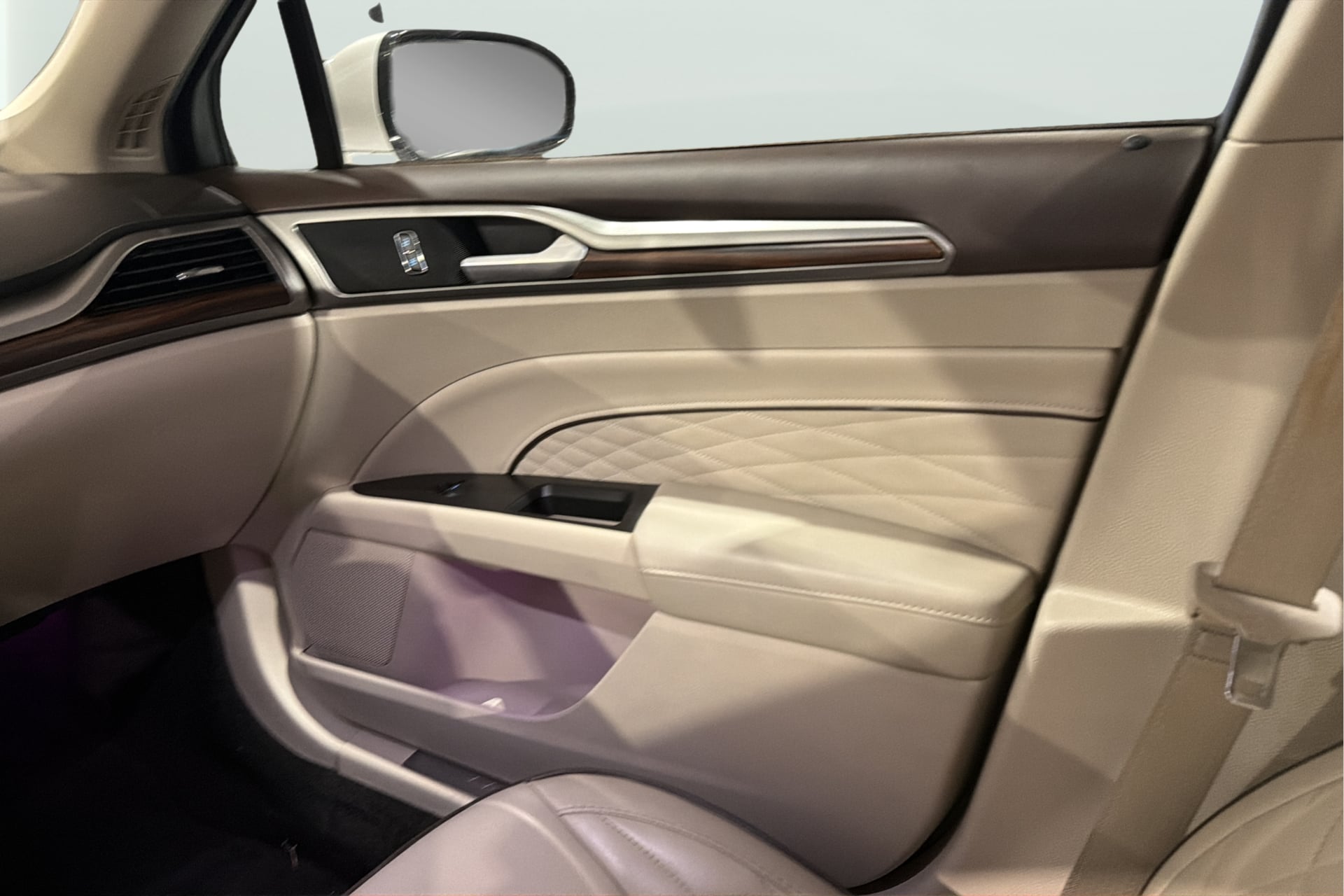 Ford Fusion photo 17