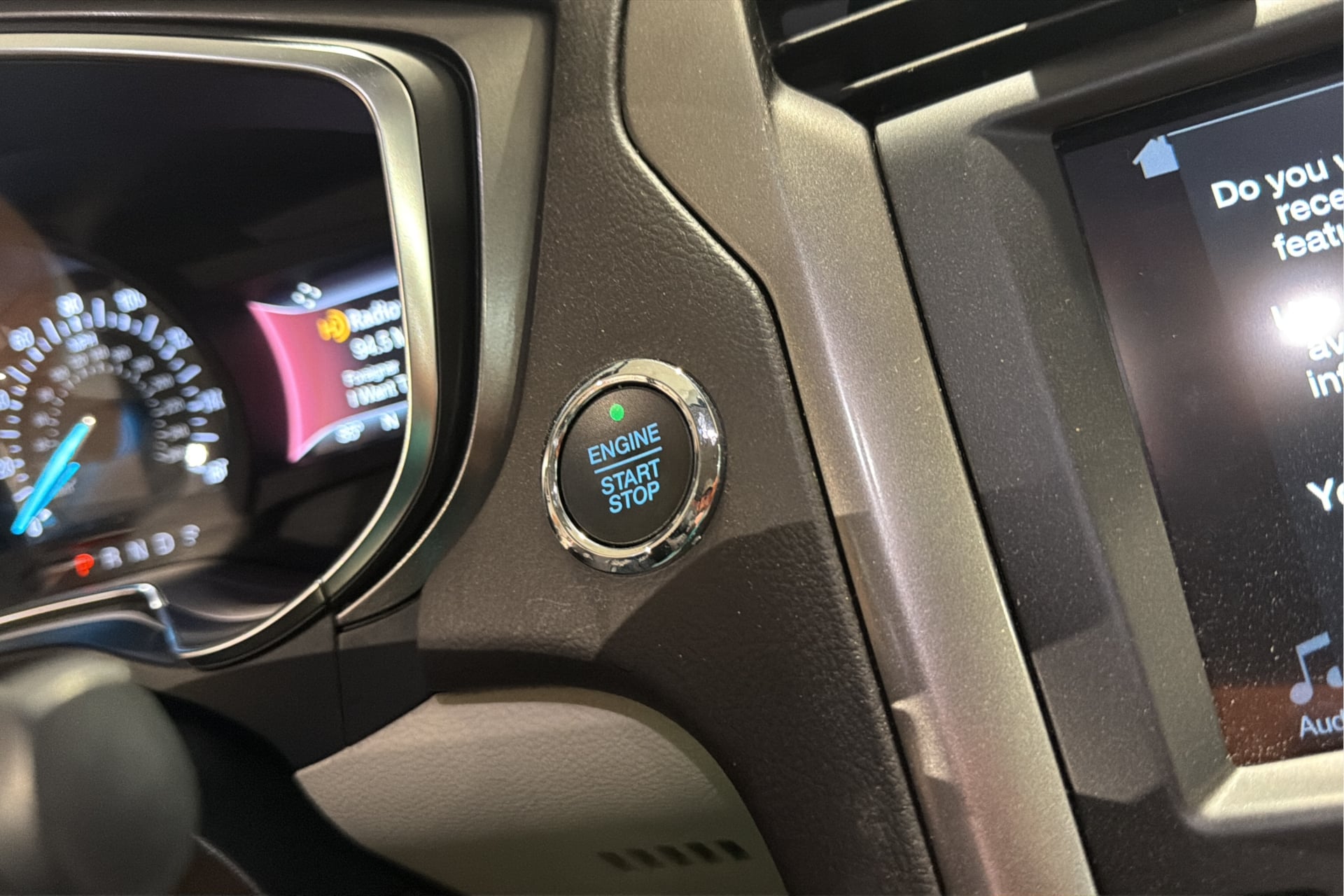 Ford Fusion photo 24