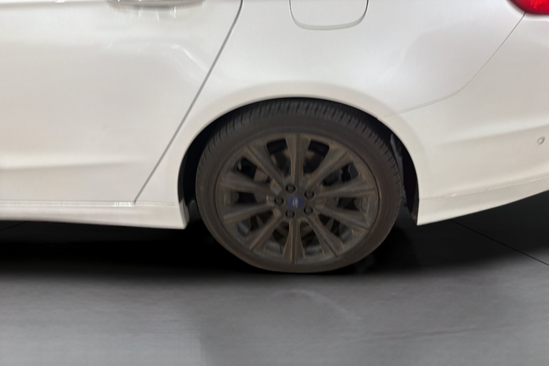 Ford Fusion photo 37
