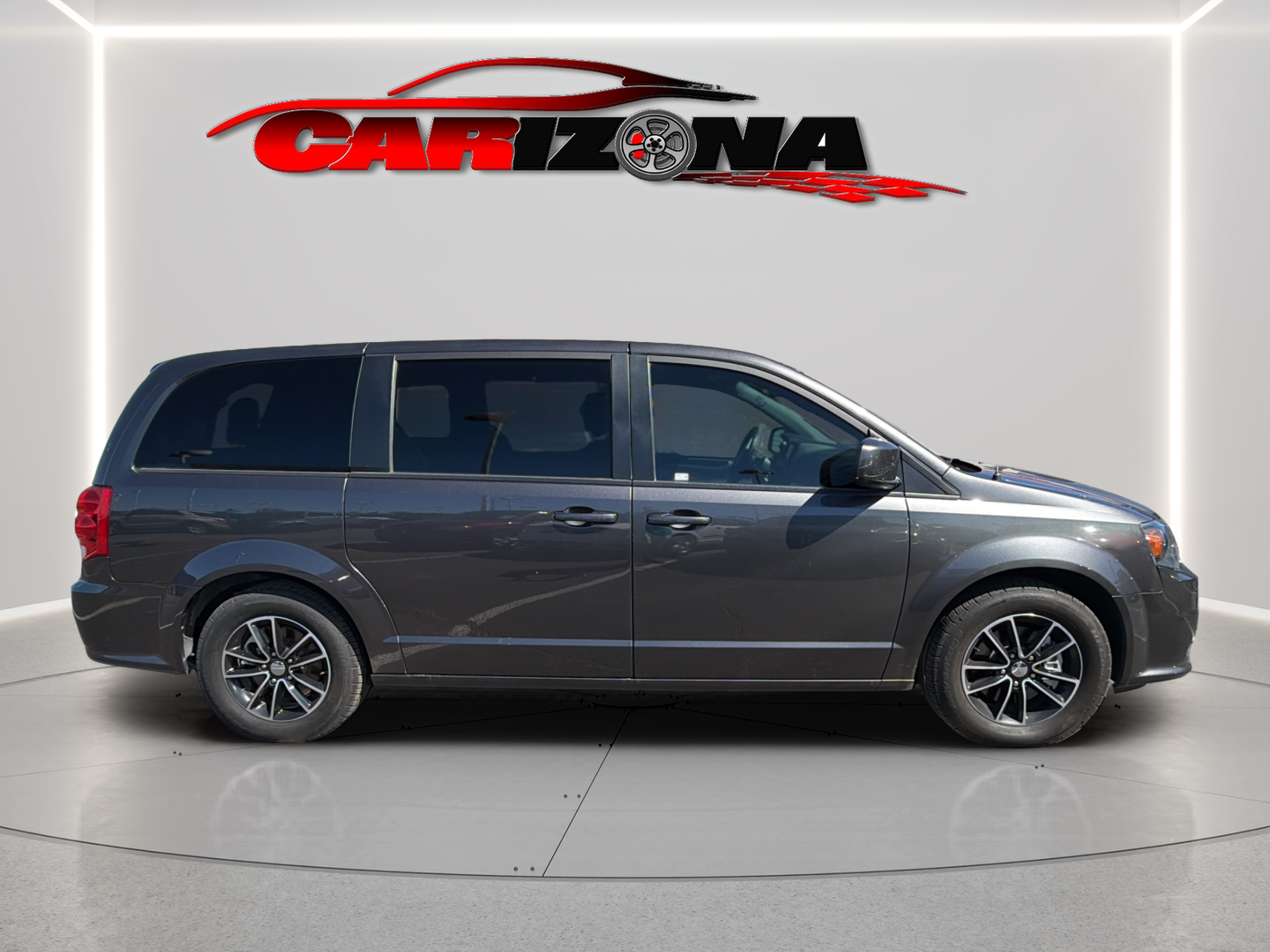 Dodge Grand Caravan photo 4