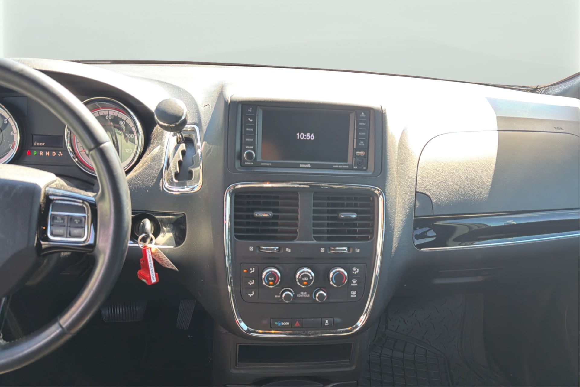 Dodge Grand Caravan photo 15