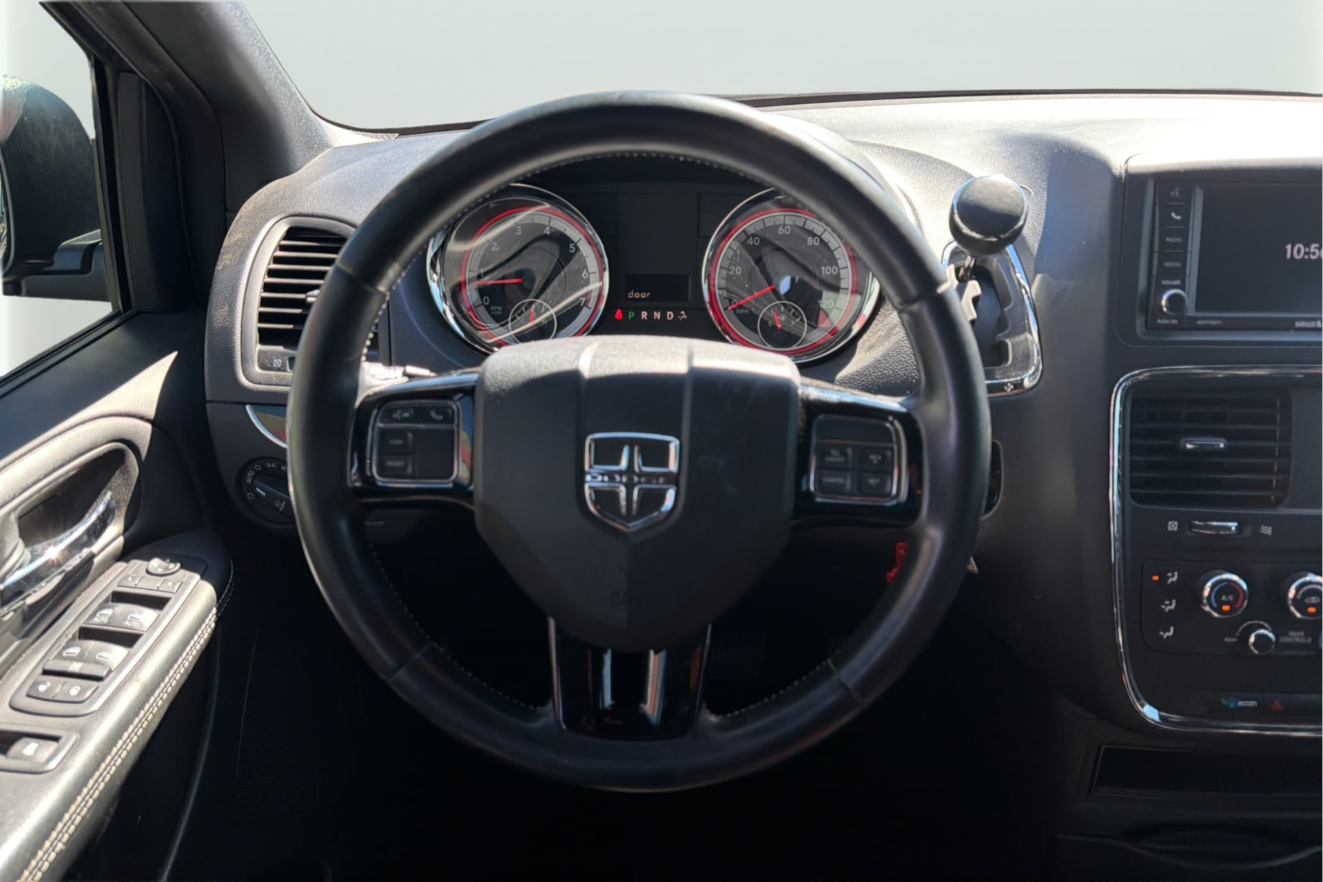 Dodge Grand Caravan photo 16