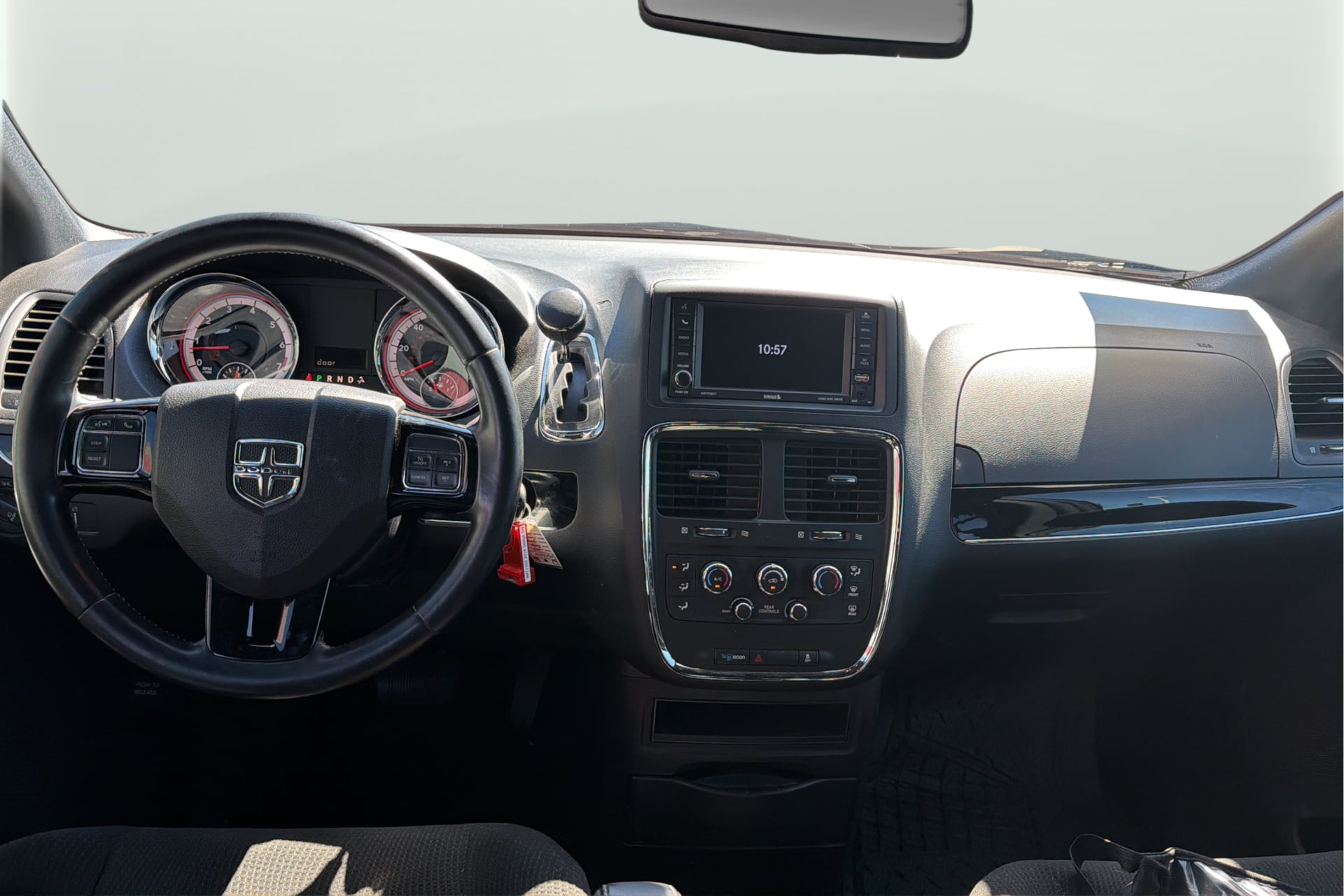 Dodge Grand Caravan photo 31