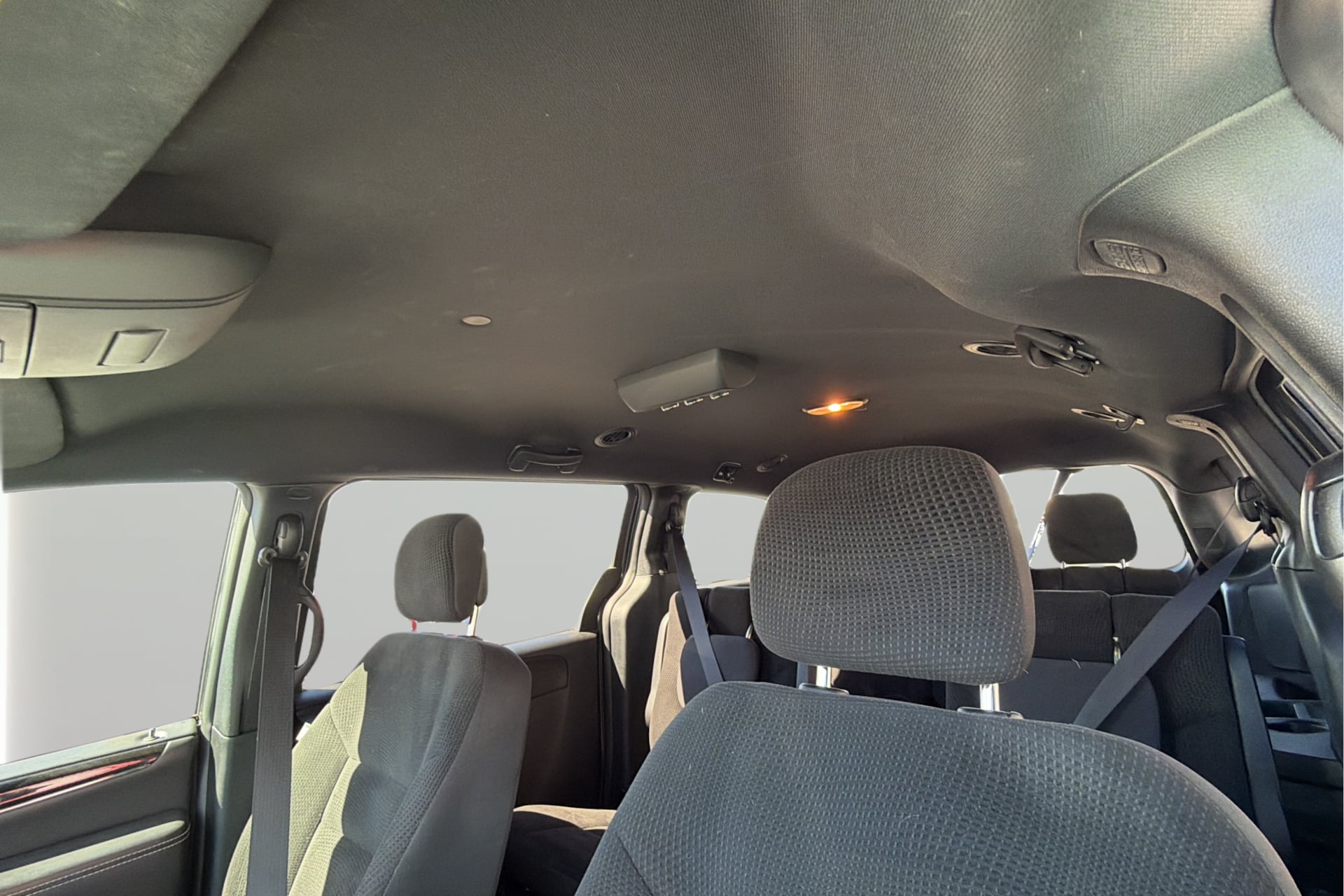 Dodge Grand Caravan photo 32