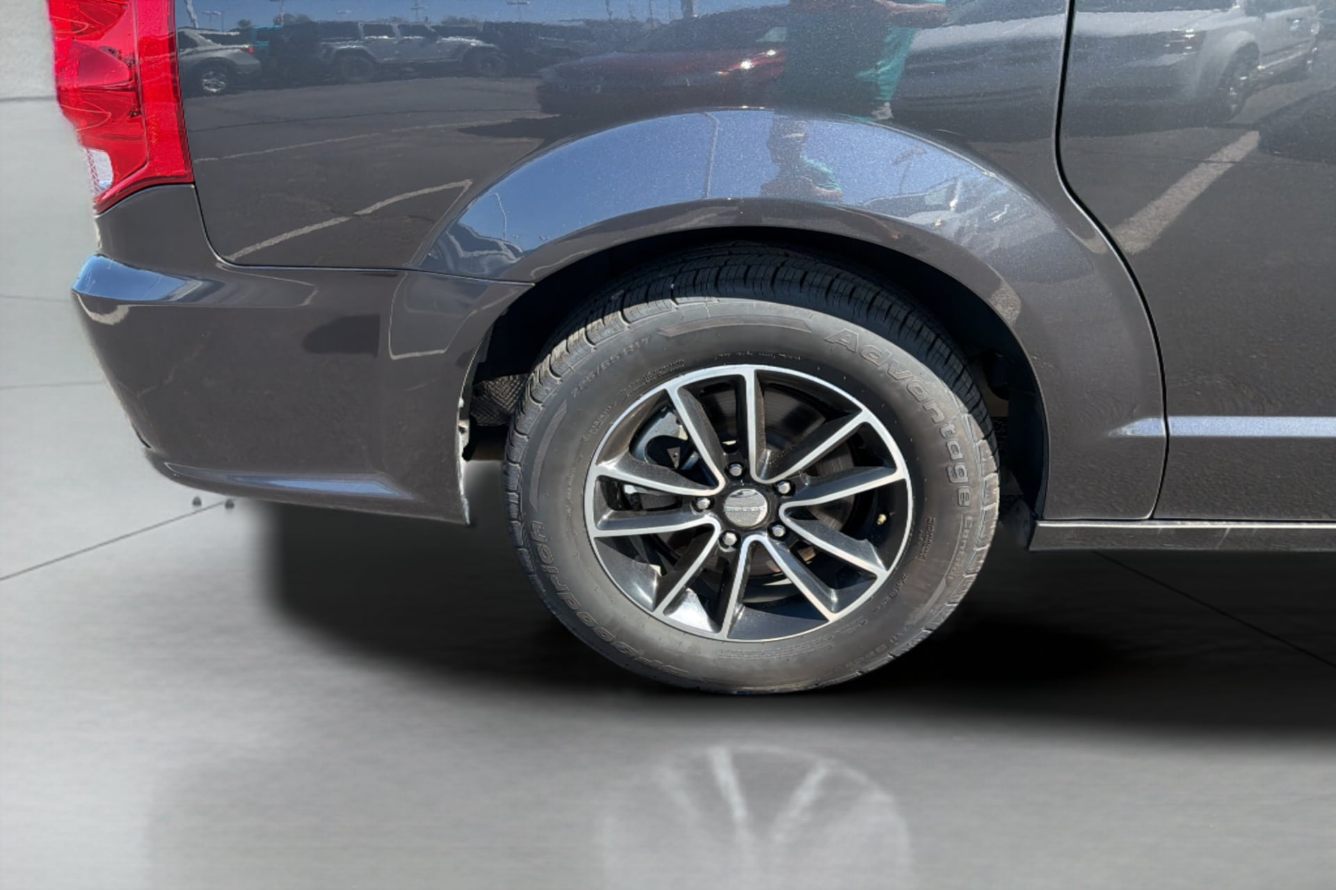Dodge Grand Caravan photo 35