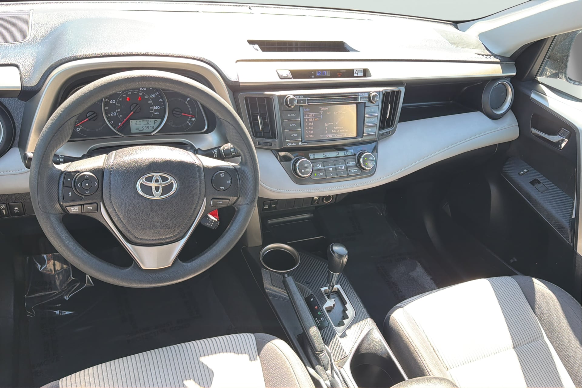 Photo 14 of this Toyota RAV4