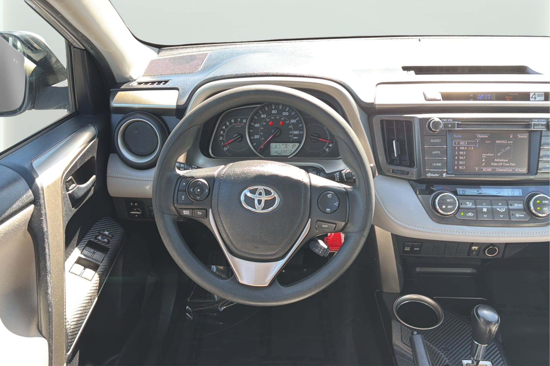 Photo 16 of this Toyota RAV4
