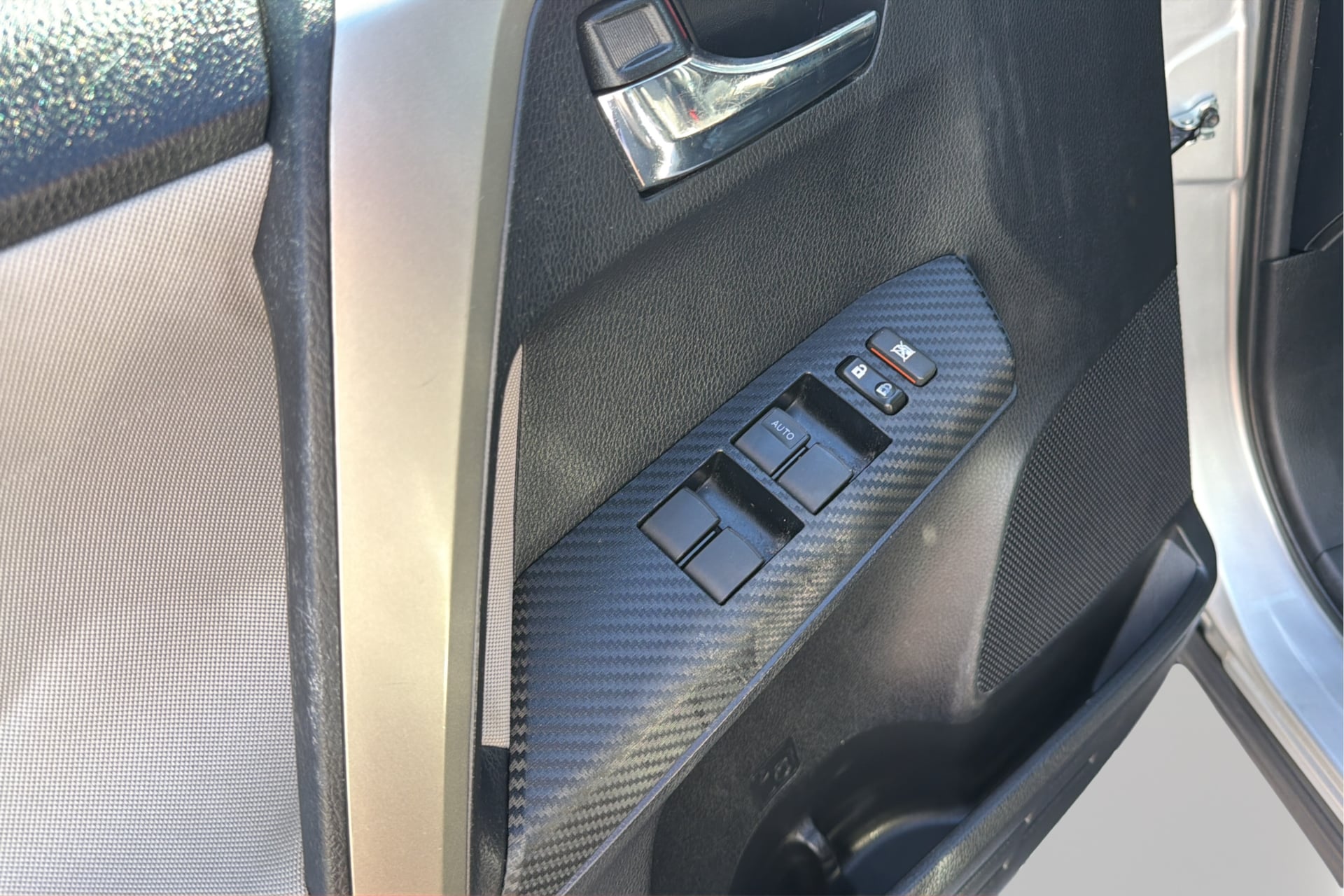 Photo 19 of this Toyota RAV4