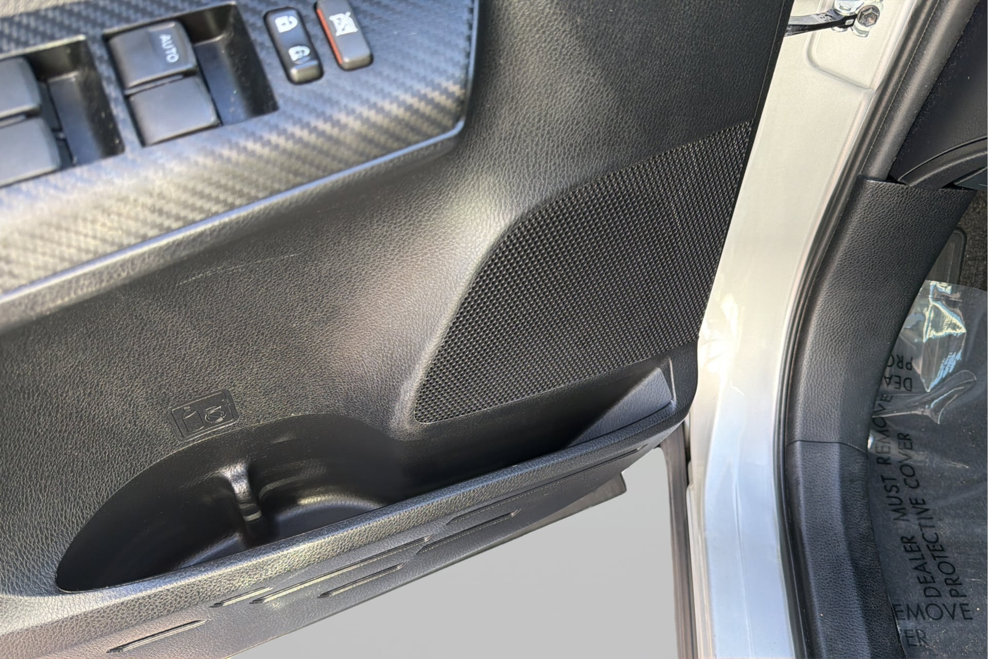 Photo 21 of this Toyota RAV4