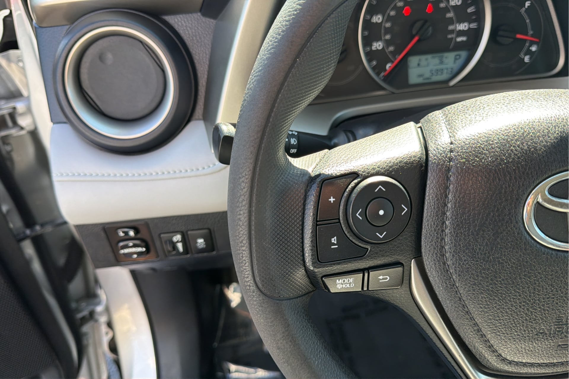Photo 27 of this Toyota RAV4